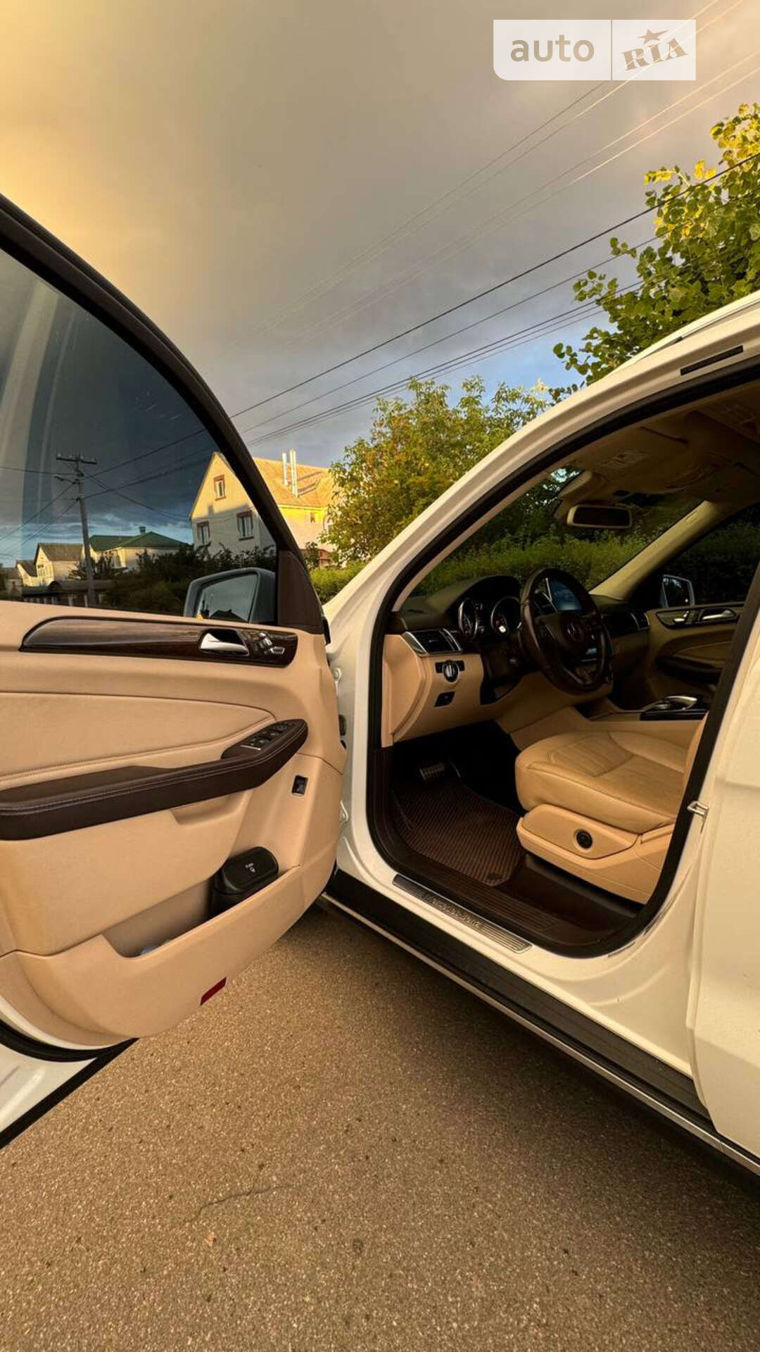 Mercedes-Benz GLE-Class 2016 VIN 4JGDA0EB4GA673740 фото оголошення 18 з 23