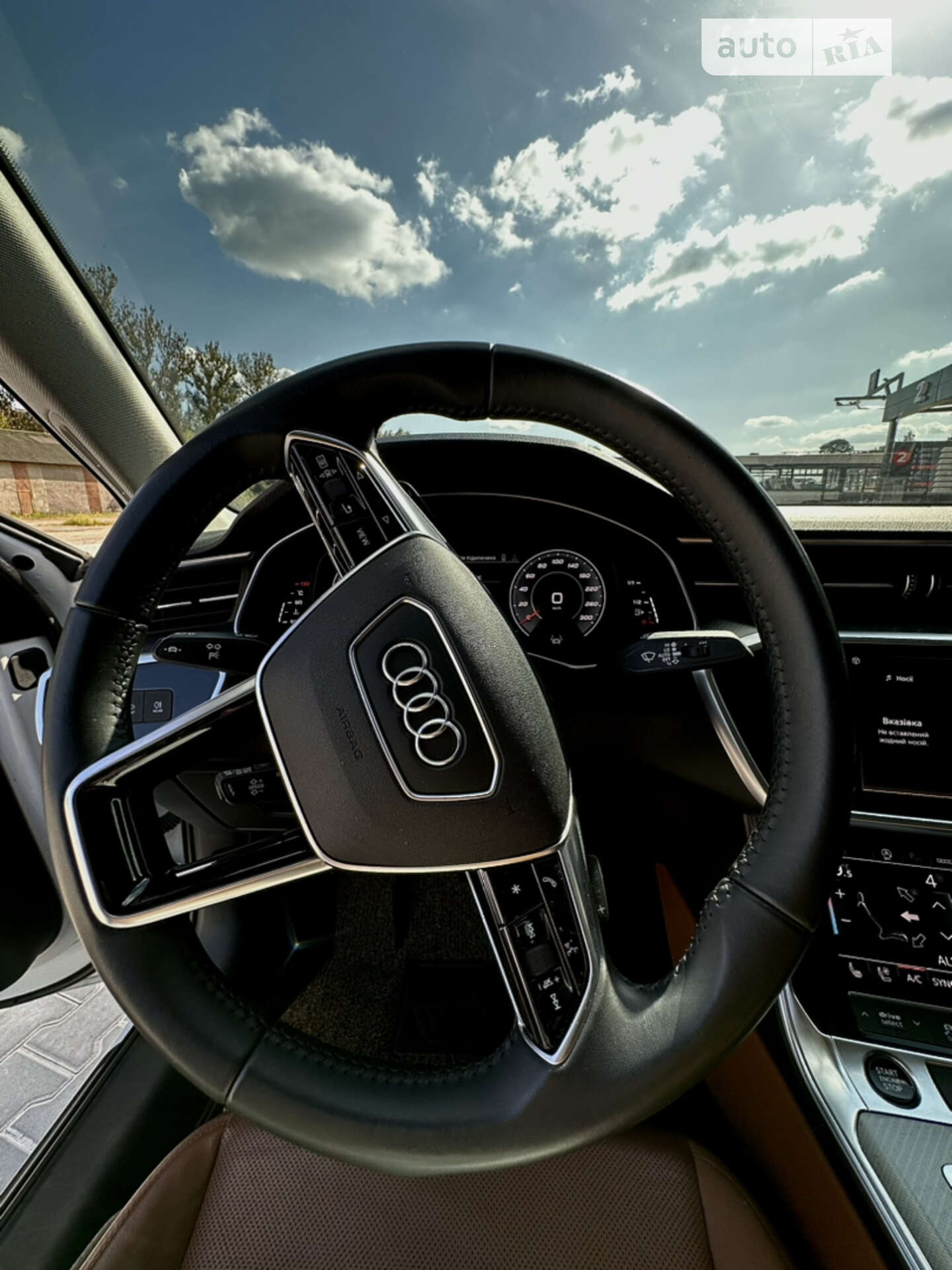 Audi A6 2020 VIN WAUZZZF25MN006084 фото оголошення 9 з 19