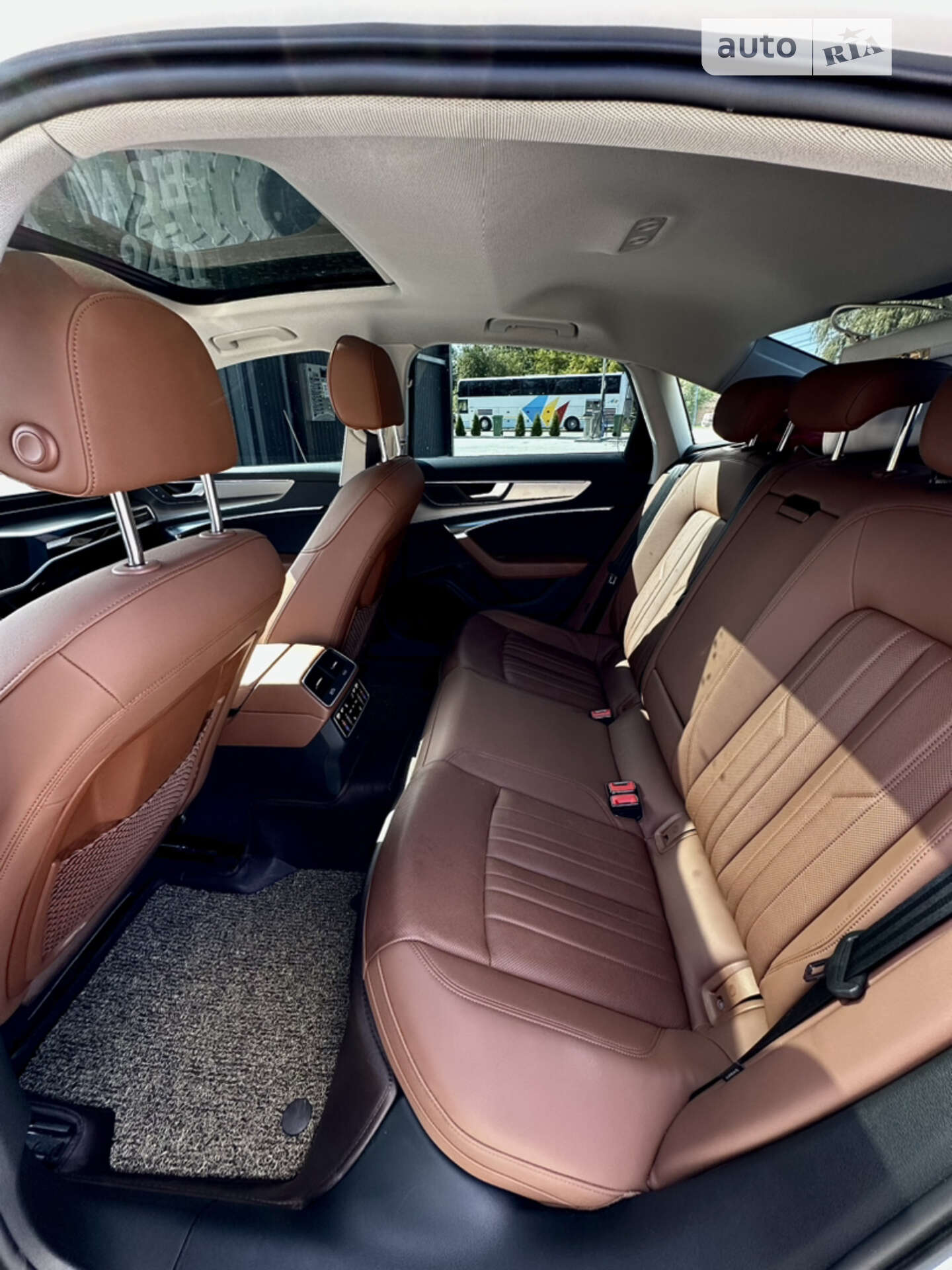 Audi A6 2020 VIN WAUZZZF25MN006084 фото оголошення 17 з 19