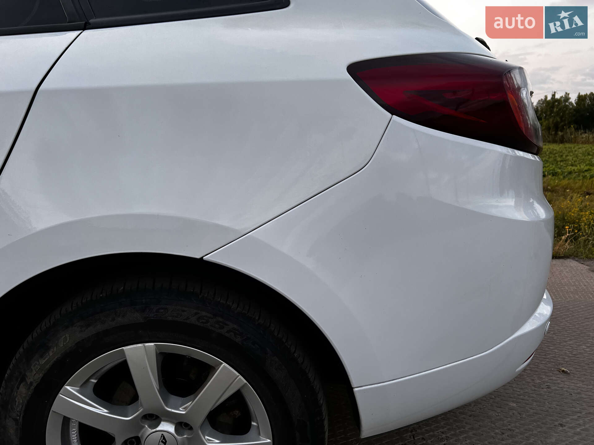 Renault Megane 2010 VIN VF1KZ090E43318460 фото оголошення 17 з 47
