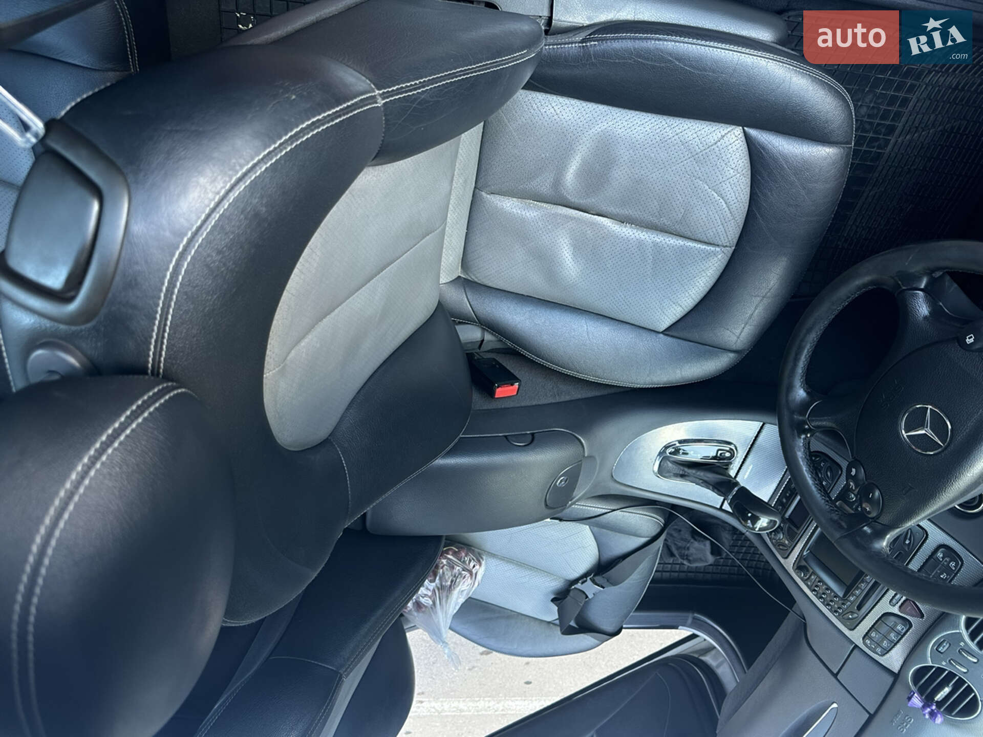Mercedes-Benz CLK-Class 2002 VIN WDB2093651F020931 фото оголошення 42 з 51