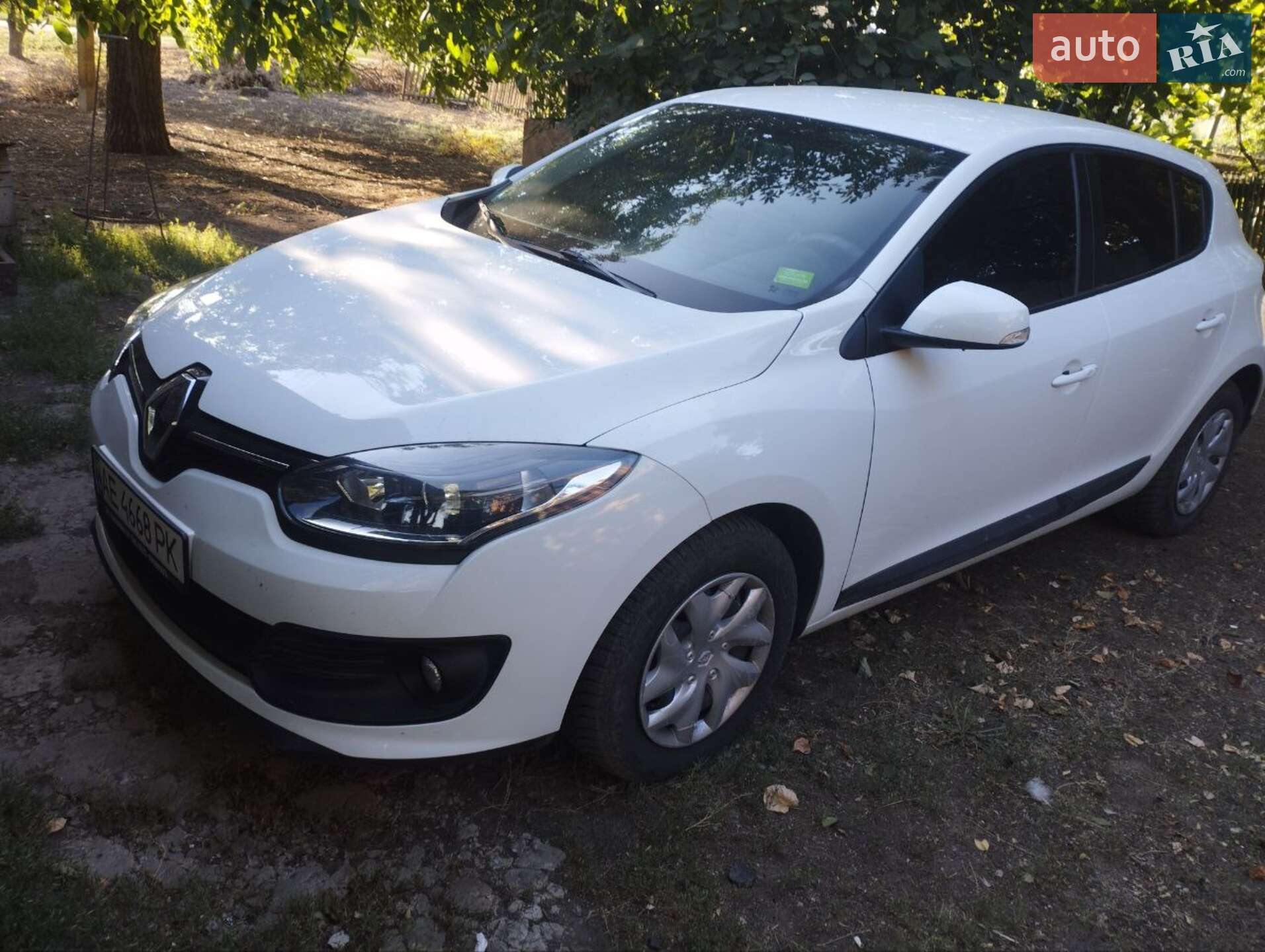 Renault Megane 2015 VIN VF1BZM40253389464 фото оголошення 3 з 26