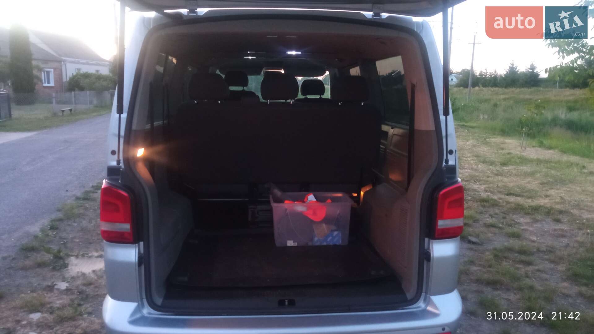 Volkswagen Caravelle 2013 VIN WV2ZZZ7HZDH100193 фото оголошення 3 з 15