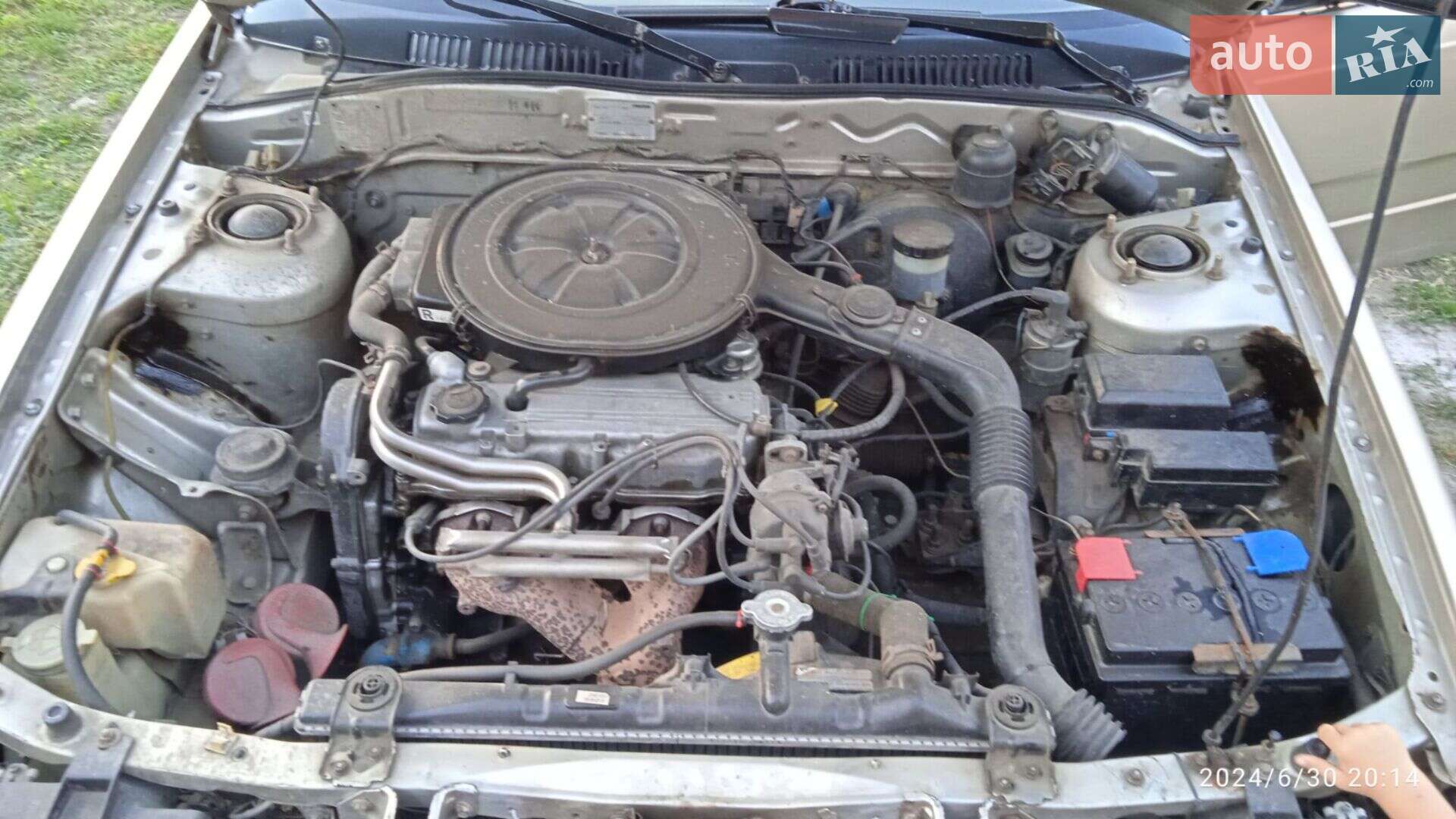 Mazda 626 1990 VIN JMZGD121101287864 фото оголошення 2 з 3