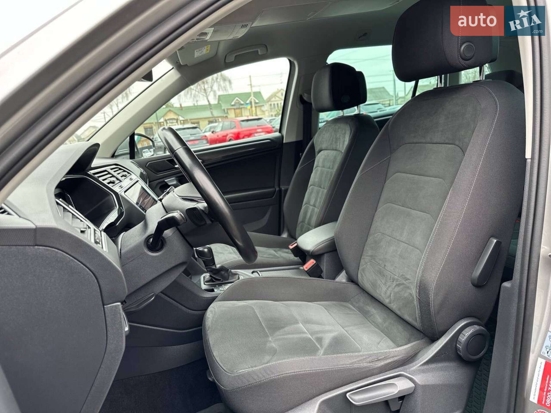 Volkswagen Tiguan 2020 VIN WVGZZZ5NZLW896630 фото оголошення 8 з 30