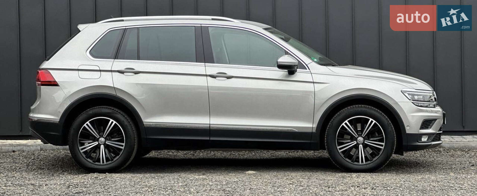 Volkswagen Tiguan 2020 VIN WVGZZZ5NZLW896630 фото оголошення 21 з 30