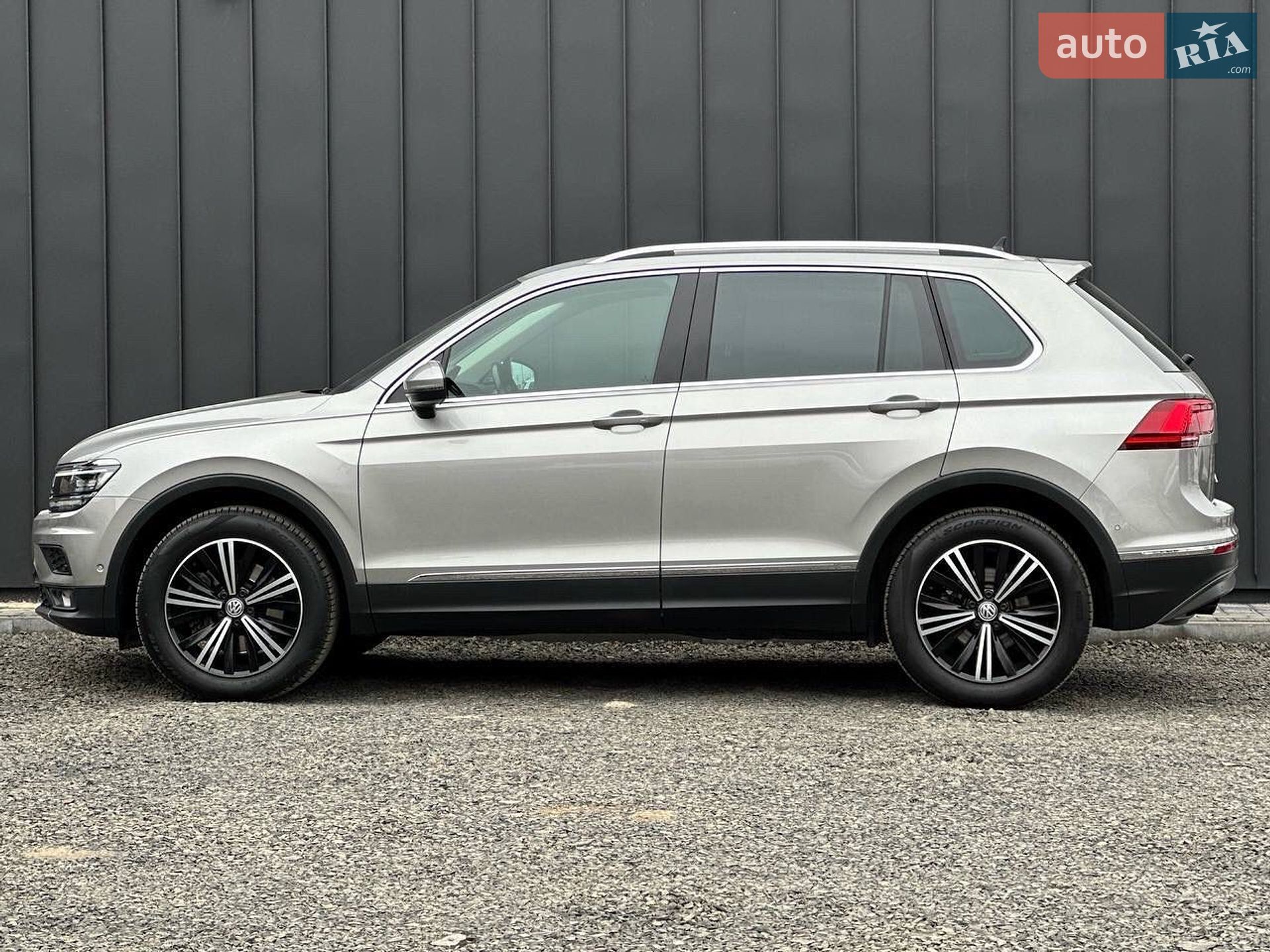 Volkswagen Tiguan 2020 VIN WVGZZZ5NZLW896630 фото оголошення 22 з 30