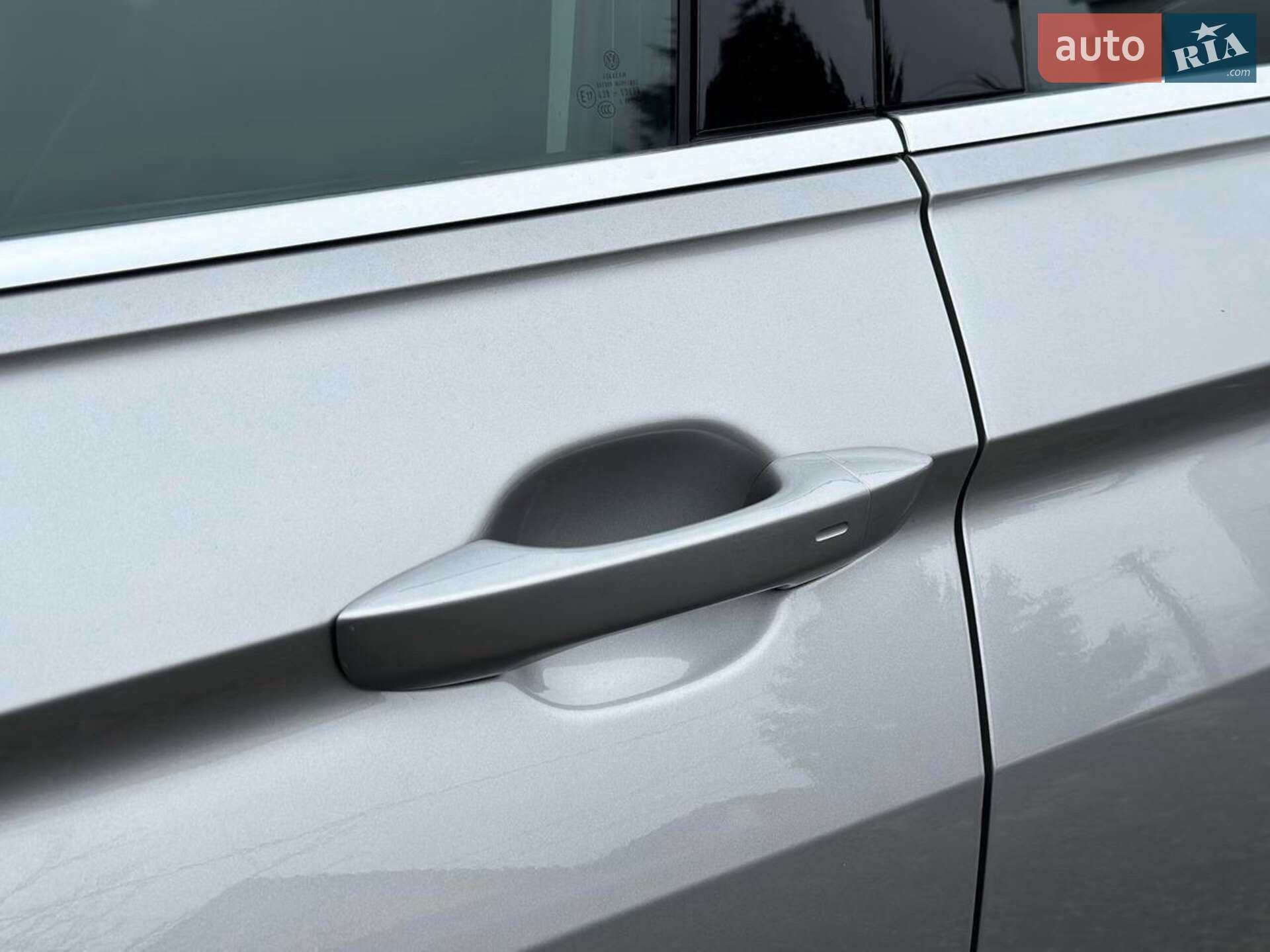 Volkswagen Tiguan 2020 VIN WVGZZZ5NZLW896630 фото оголошення 28 з 30