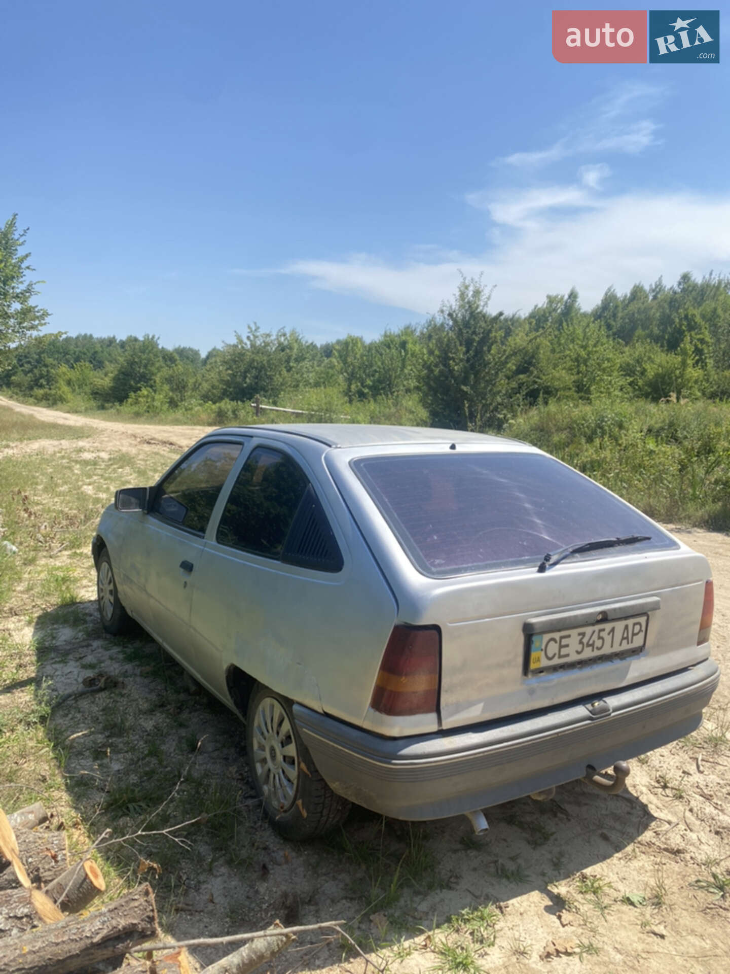 Opel Kadett 1987 VIN W0L000033H5126541 фото оголошення 3 з 8