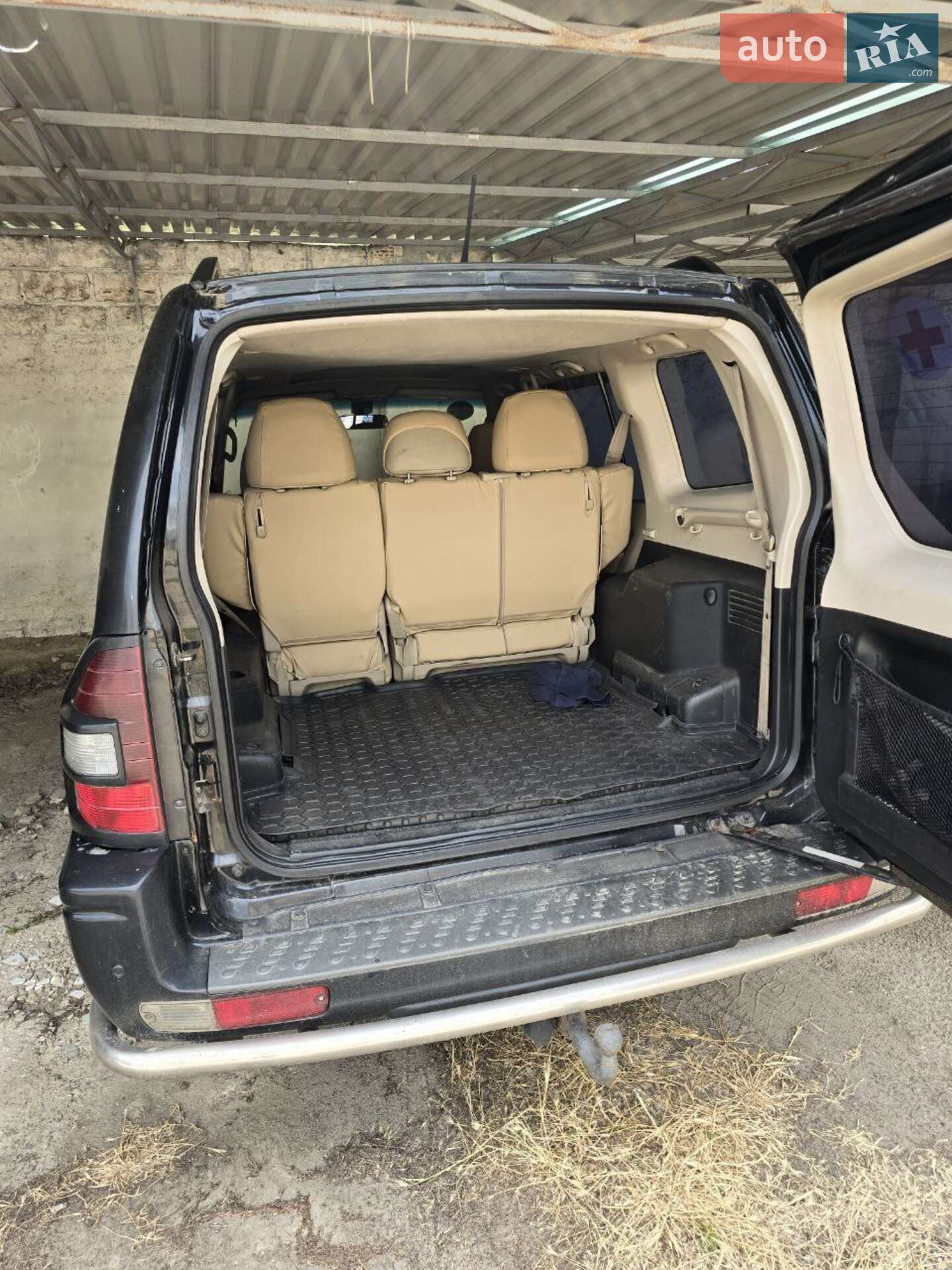 Mitsubishi Pajero Wagon 2005 VIN JMBLYV78W6J001188 фото оголошення 3 з 6