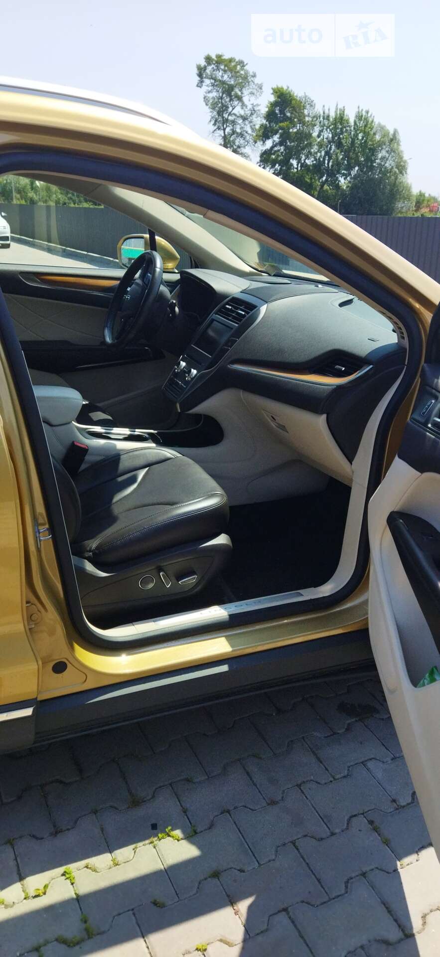 Lincoln MKC 2015 VIN 5LMCJ2A97FUJ41256 фото оголошення 21 з 30