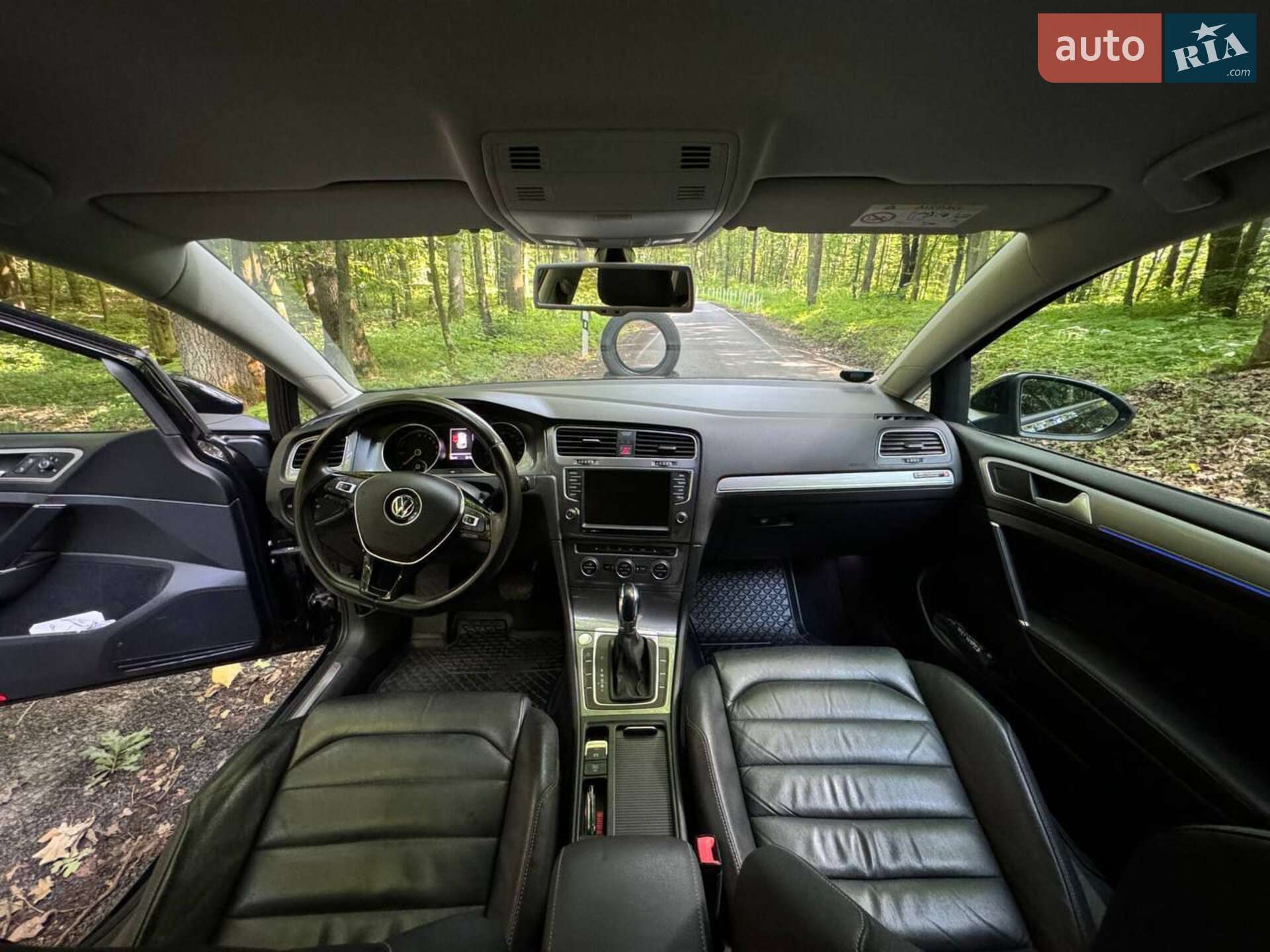 Volkswagen e-Golf 2015 VIN WVWZZZAUZFW908392 фото оголошення 32 з 60