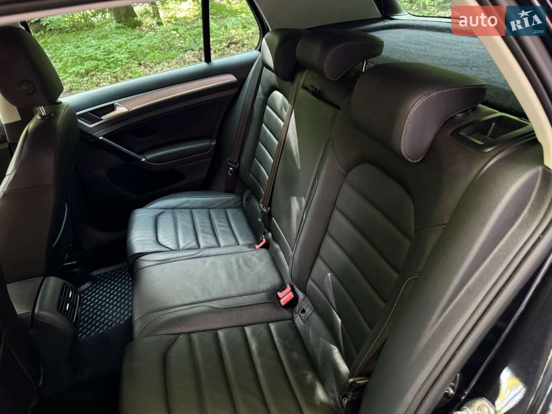 Volkswagen e-Golf 2015 VIN WVWZZZAUZFW908392 фото оголошення 51 з 60