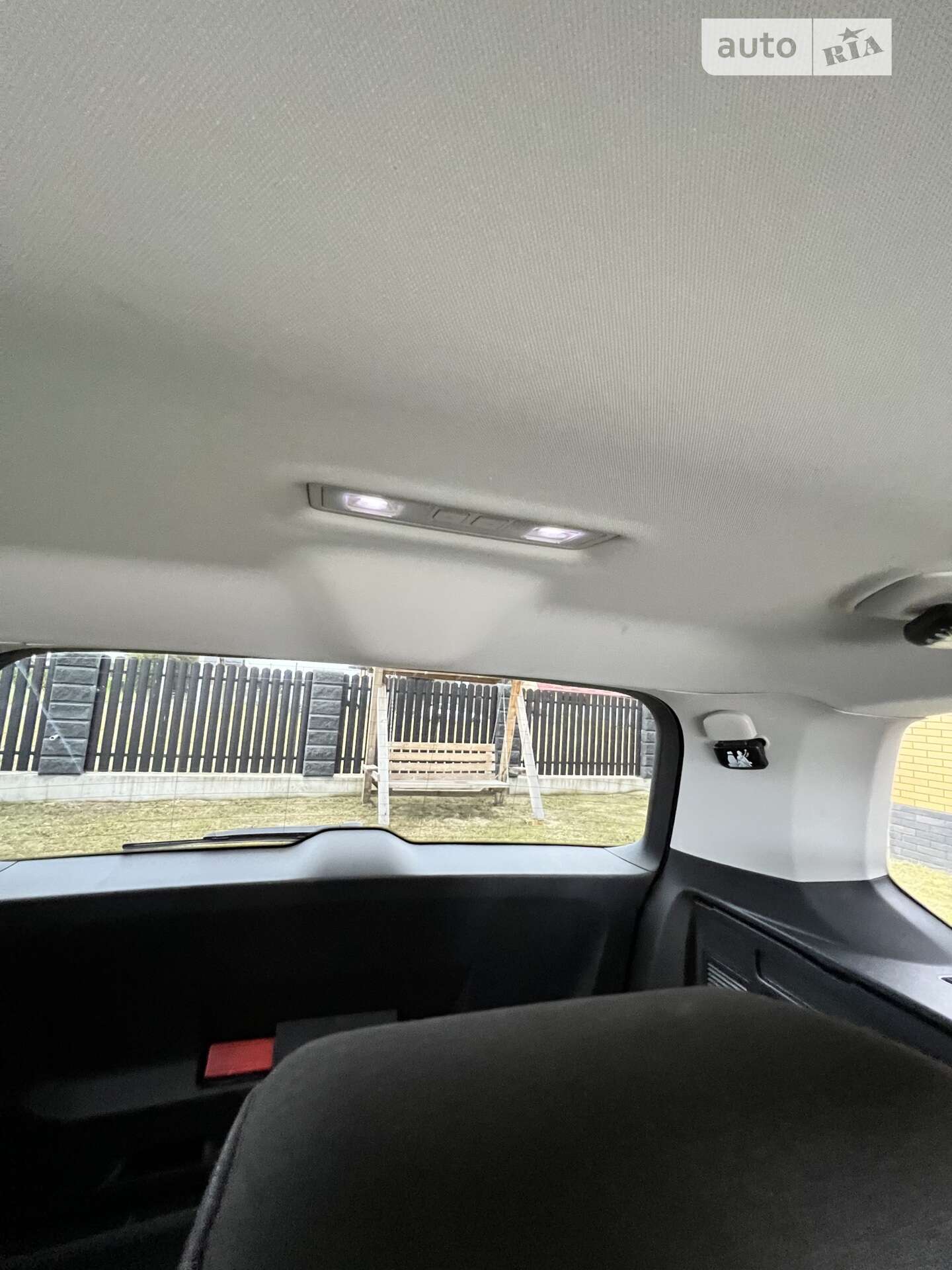 Volkswagen Touran 2019 VIN WVGZZZ1TZKW036368 фото оголошення 97 з 122
