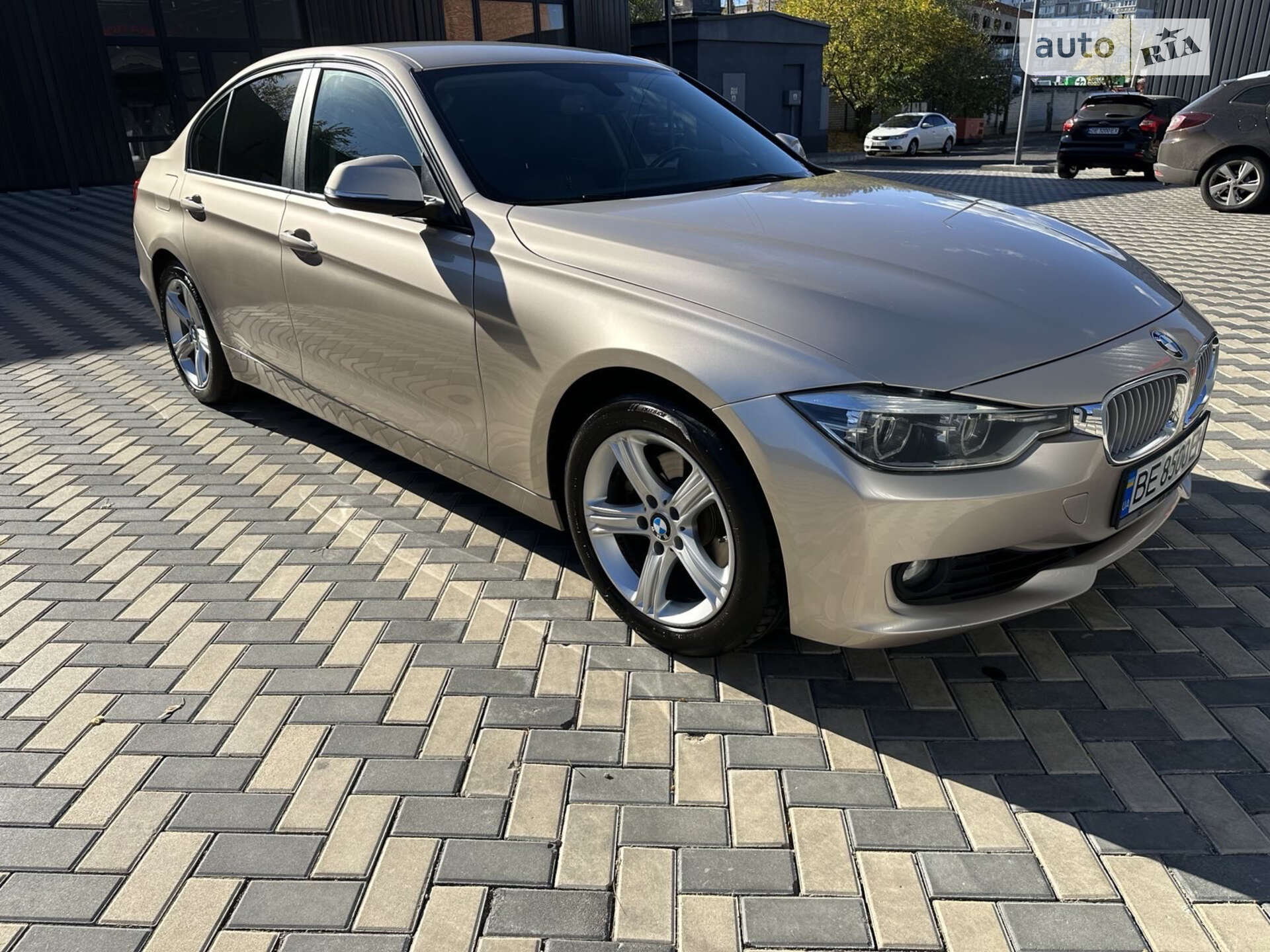 BMW 3 Series 2014 VIN WBA3C1C53EK113015 фото оголошення 17 з 38