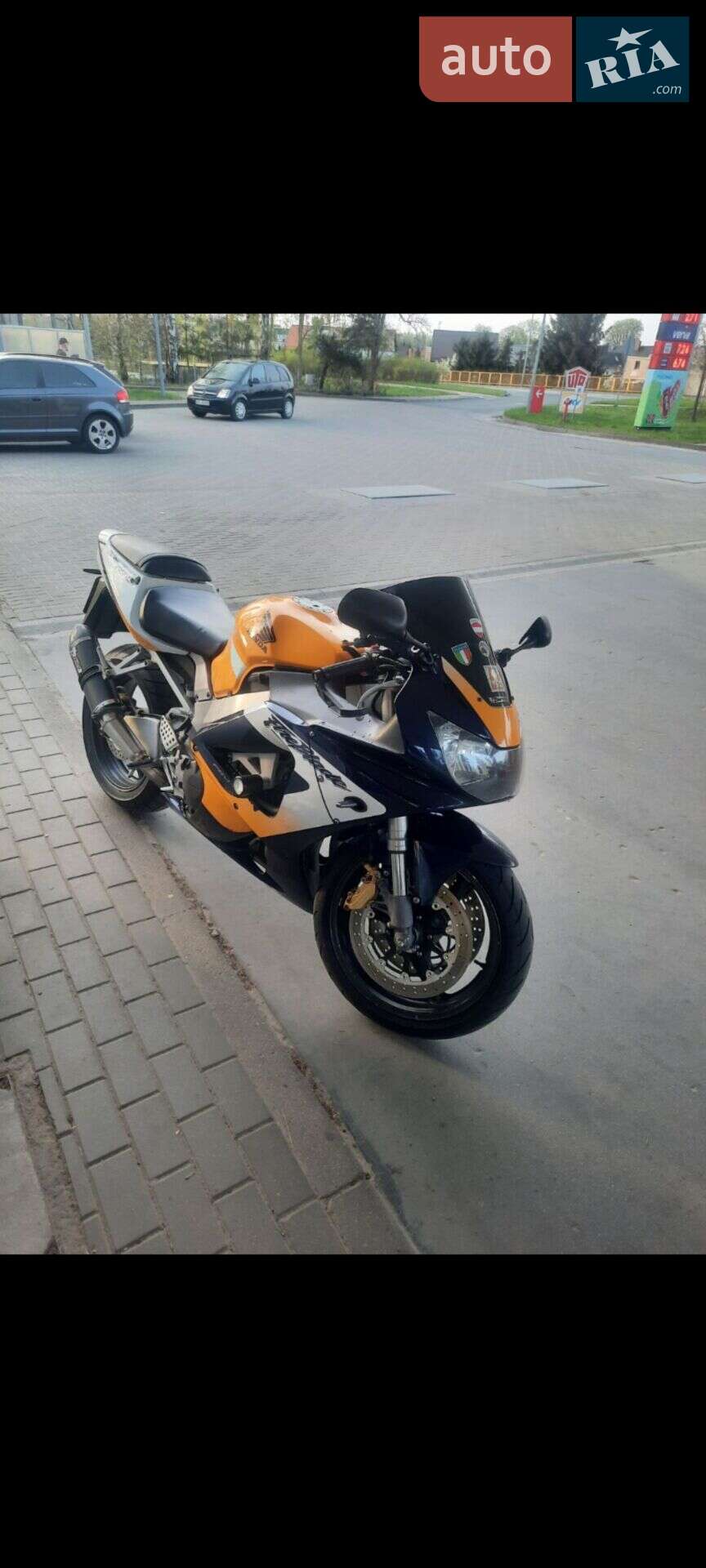 Honda CBR 929RR 2000 VIN JH2SC44A7YM007016 фото оголошення 5 з 14