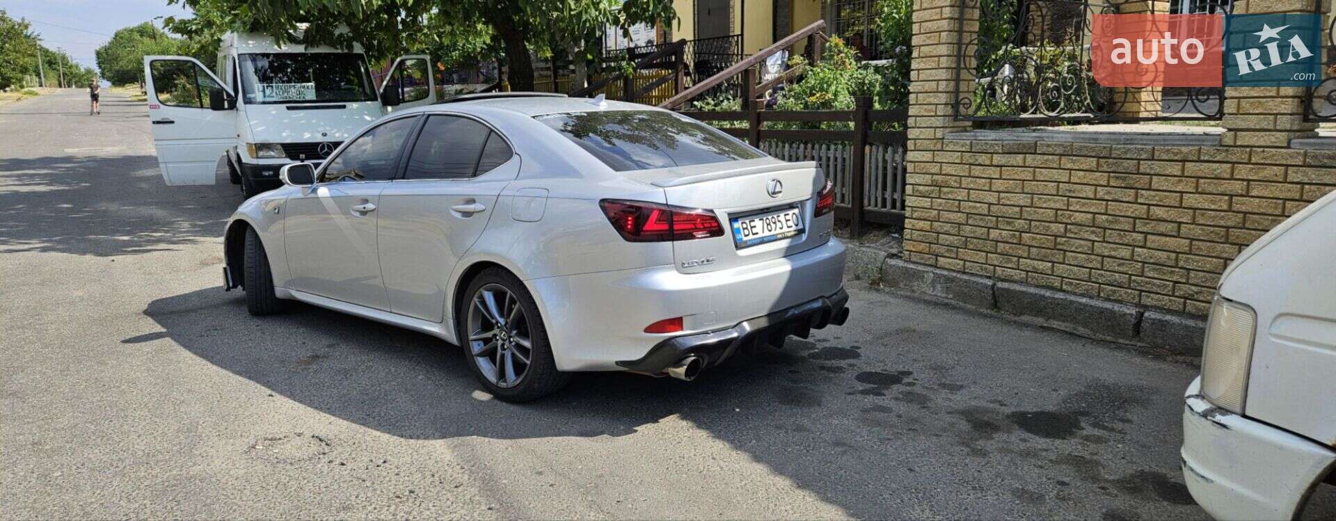 Lexus IS 2011 VIN JTHBF5C24B5156435 фото оголошення 4 з 7
