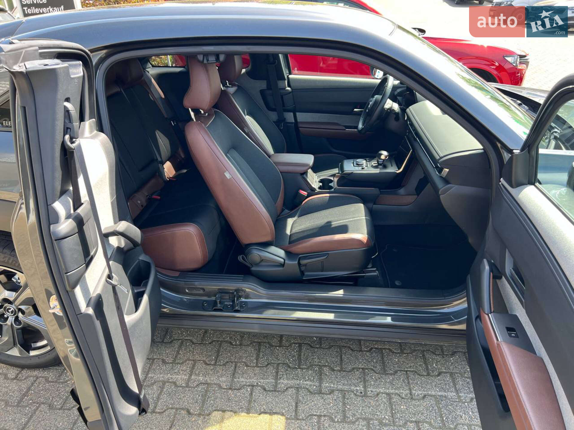 Mazda MX-30 2021 VIN JMZDR1WBJ00114368 фото оголошення 10 з 39