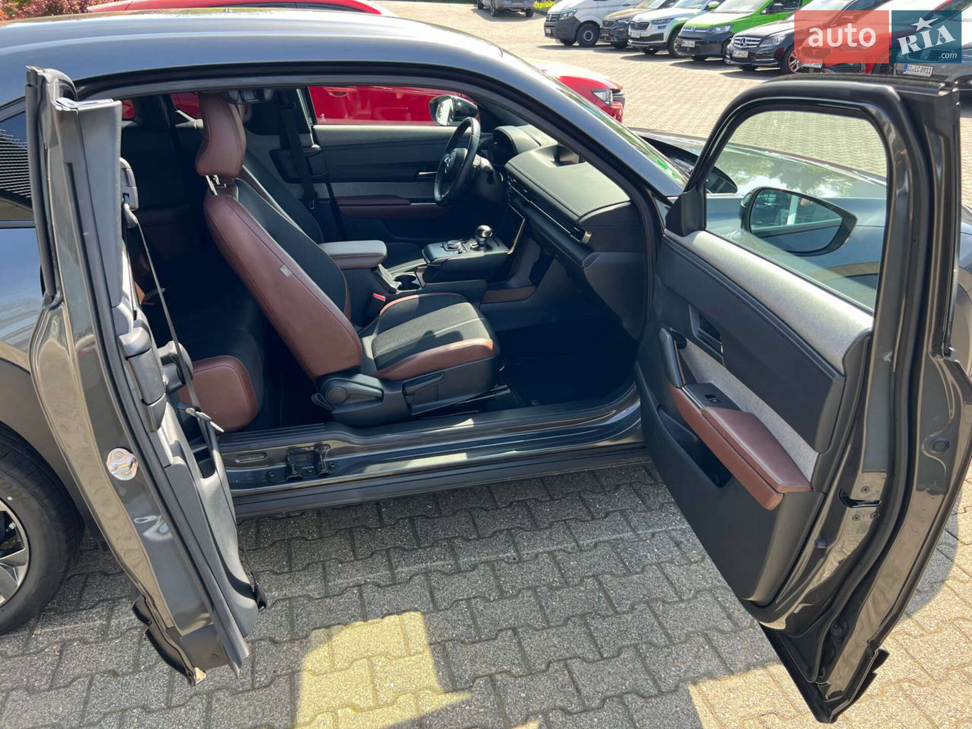 Mazda MX-30 2021 VIN JMZDR1WBJ00114368 фото оголошення 17 з 39