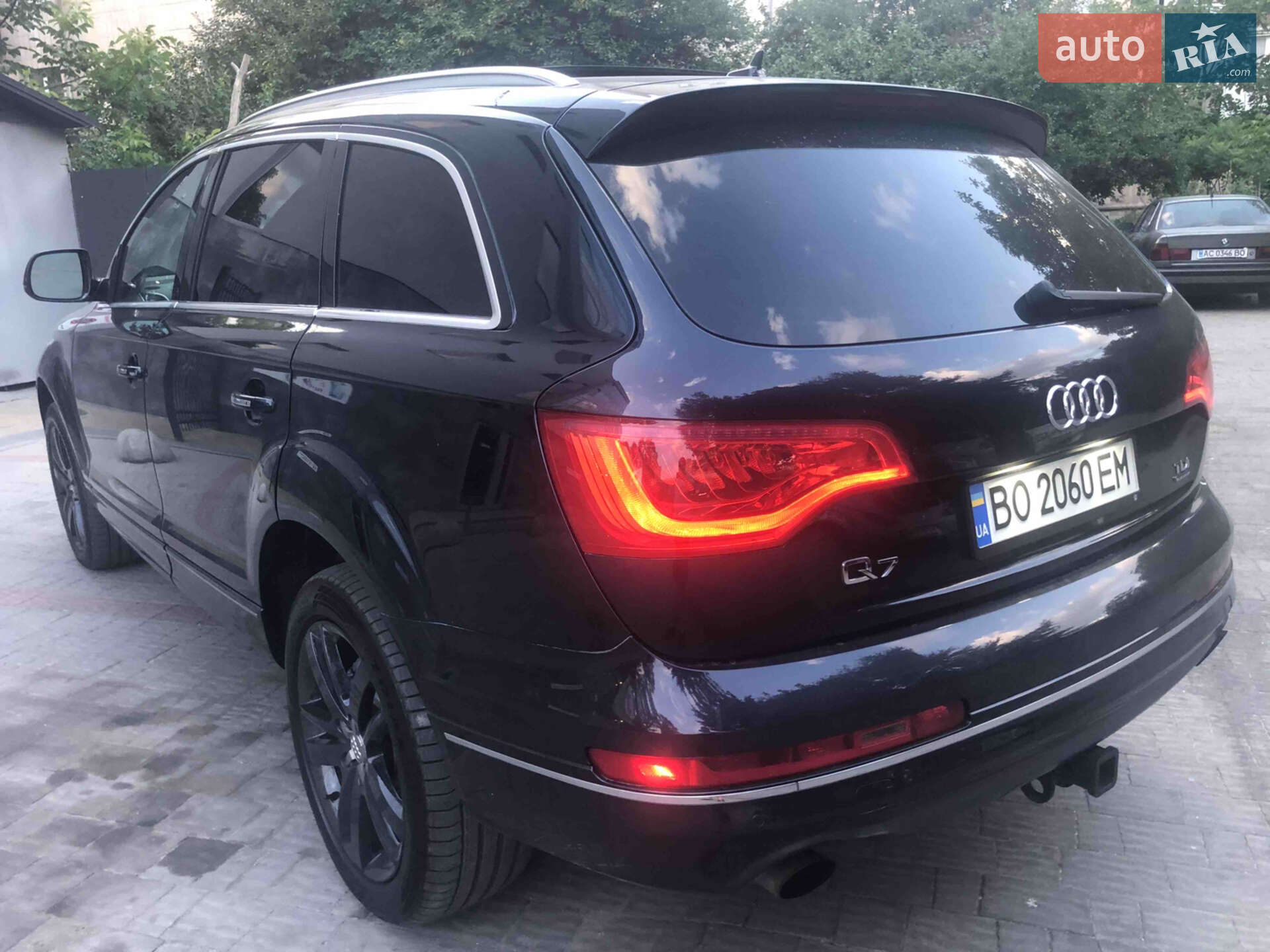 Audi Q7 2010 VIN WA1LMAFE5BD001404 фото оголошення 9 з 13