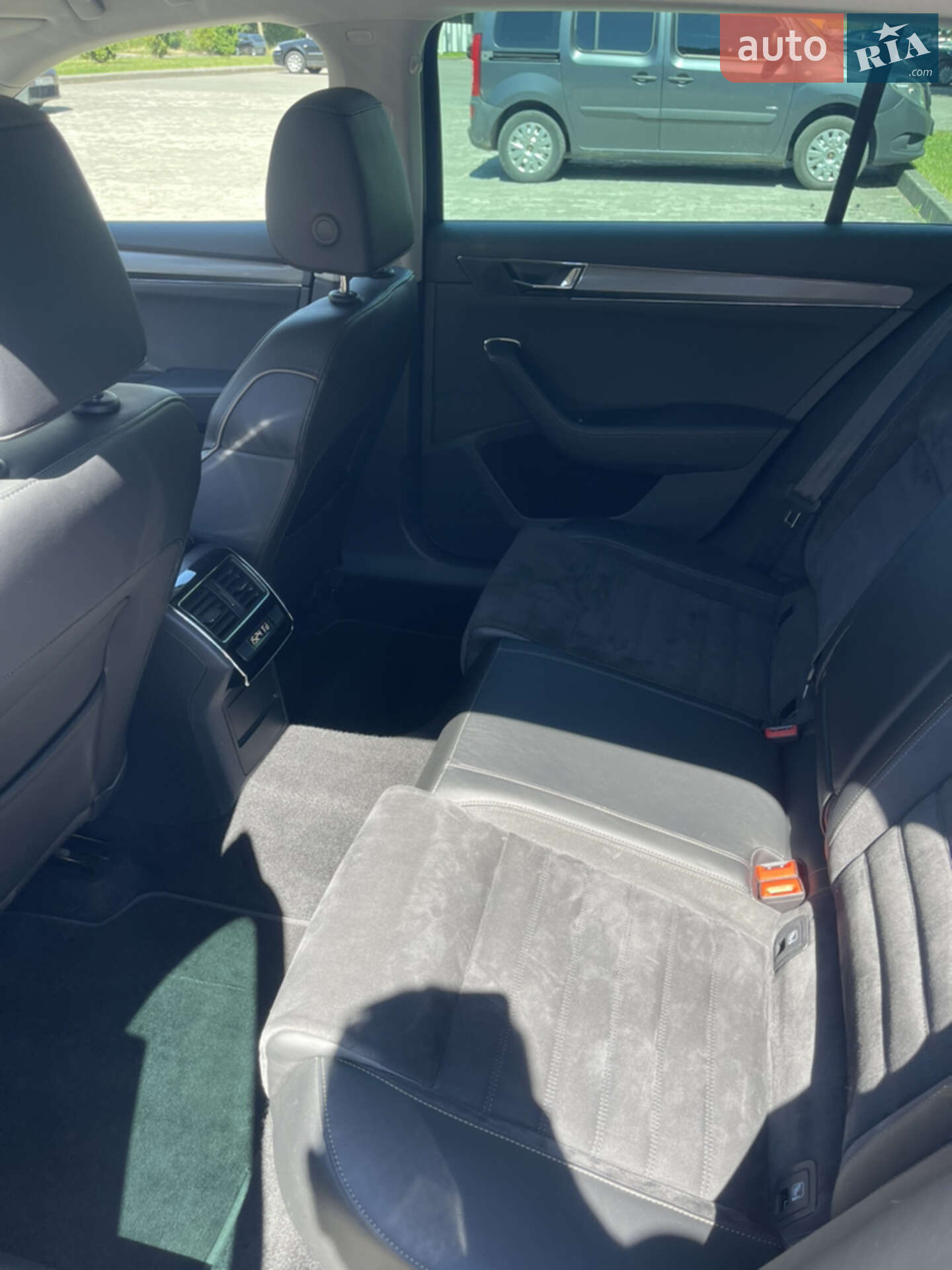 Skoda Superb 2019 VIN TMBLJ7NP5L7026694 фото оголошення 13 з 75