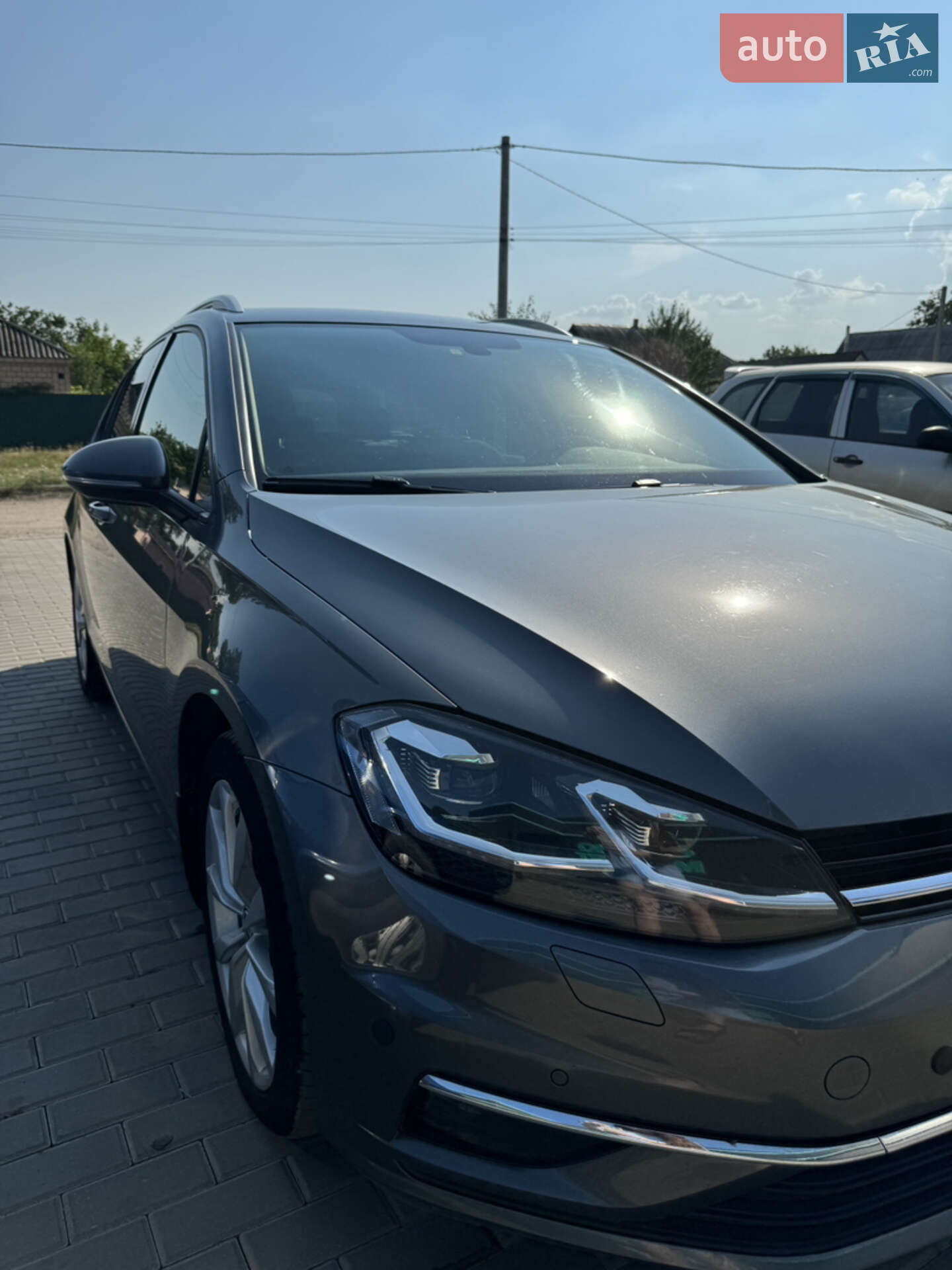 Volkswagen Golf 2017 VIN WVWZZZAUZJP519581 фото оголошення 12 з 30
