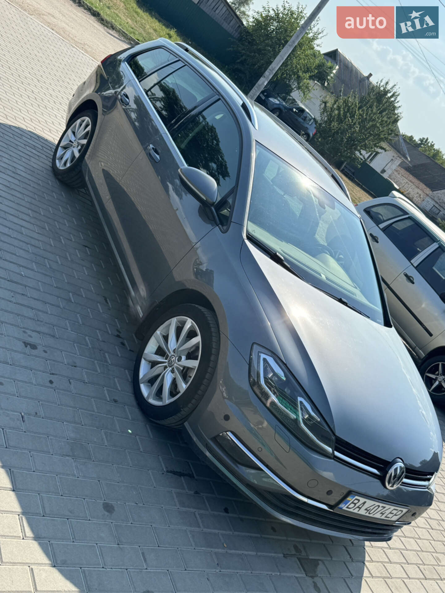 Volkswagen Golf 2017 VIN WVWZZZAUZJP519581 фото оголошення 11 з 30