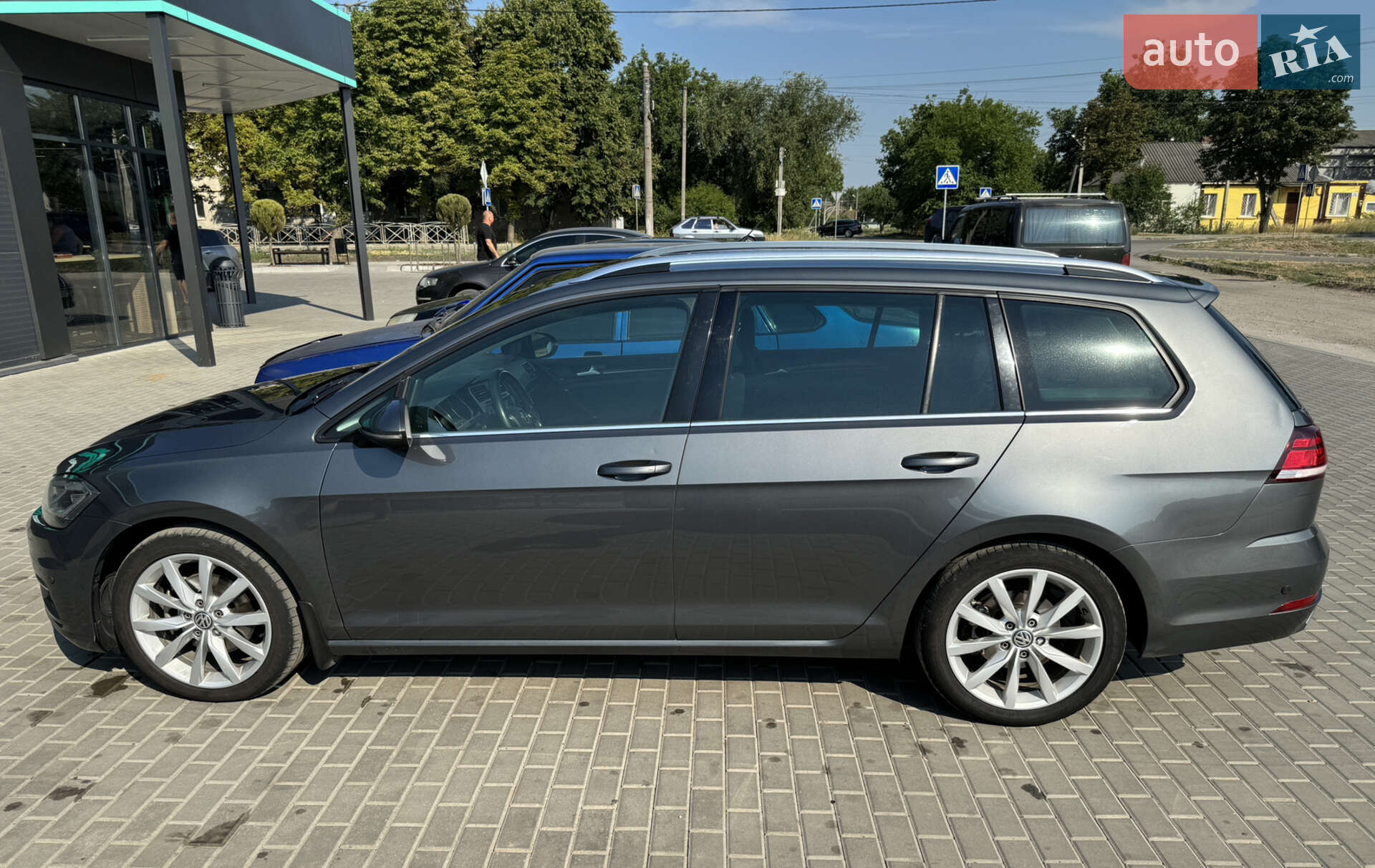 Volkswagen Golf 2017 VIN WVWZZZAUZJP519581 фото оголошення 10 з 30
