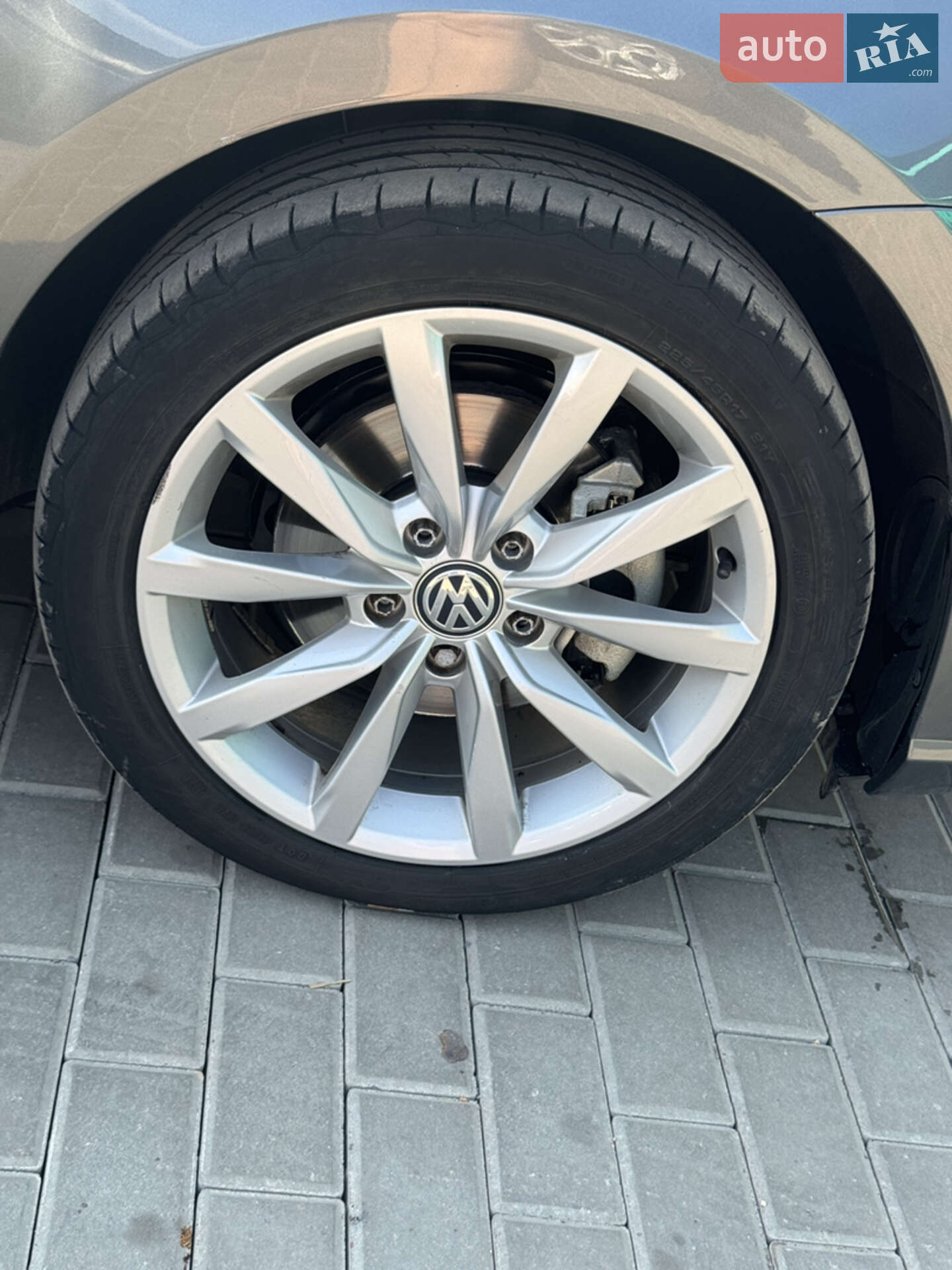 Volkswagen Golf 2017 VIN WVWZZZAUZJP519581 фото оголошення 13 з 30