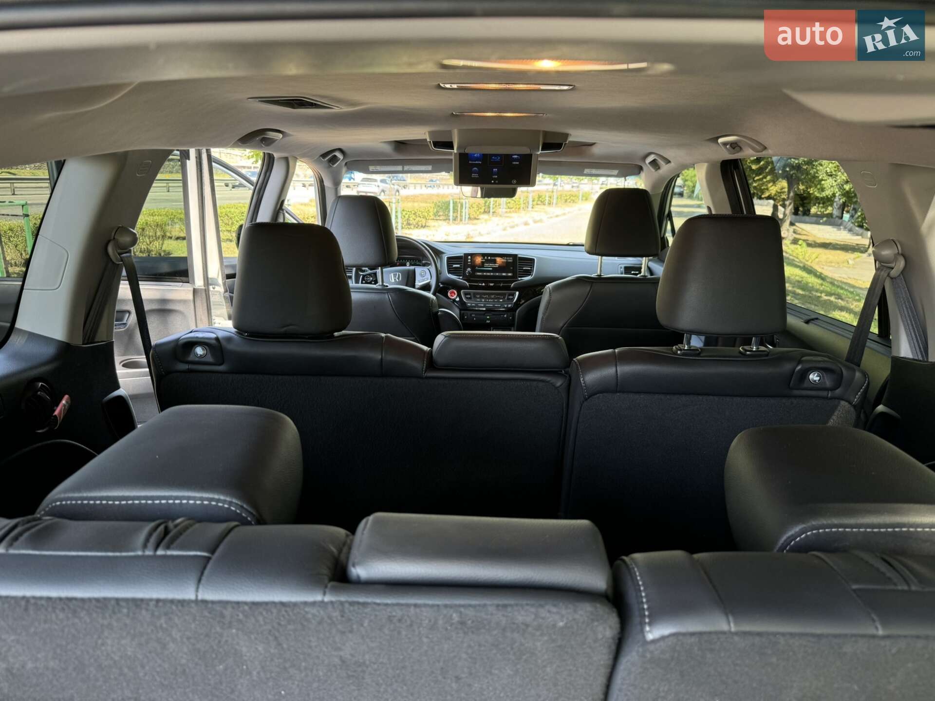 Honda Pilot 2020 VIN 5FNYF5H90LB022362 фото оголошення 2 з 14