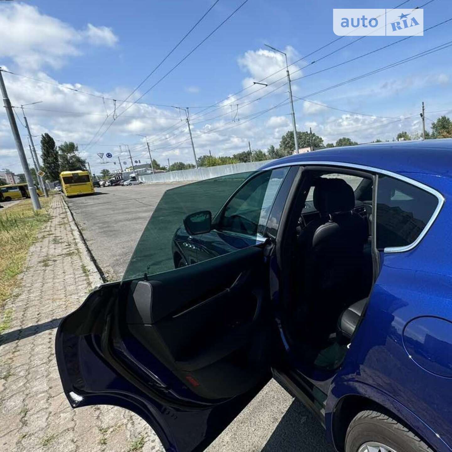Maserati Levante 2021 VIN ZN661XUA0NX388704 фото оголошення 7 з 9