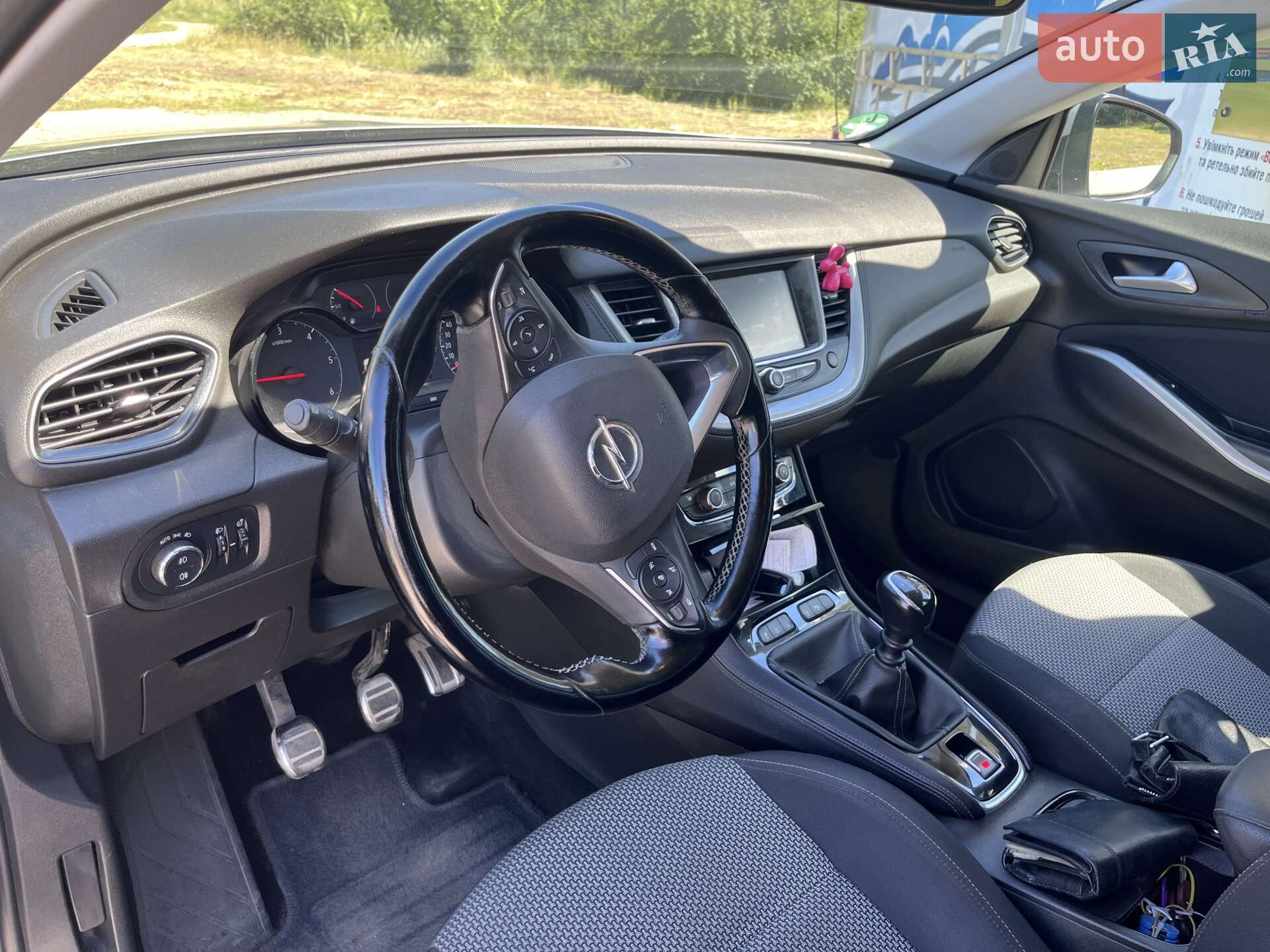Opel Grandland X 2018 VIN W0VZCYHZ5JS340823 фото оголошення 16 з 21