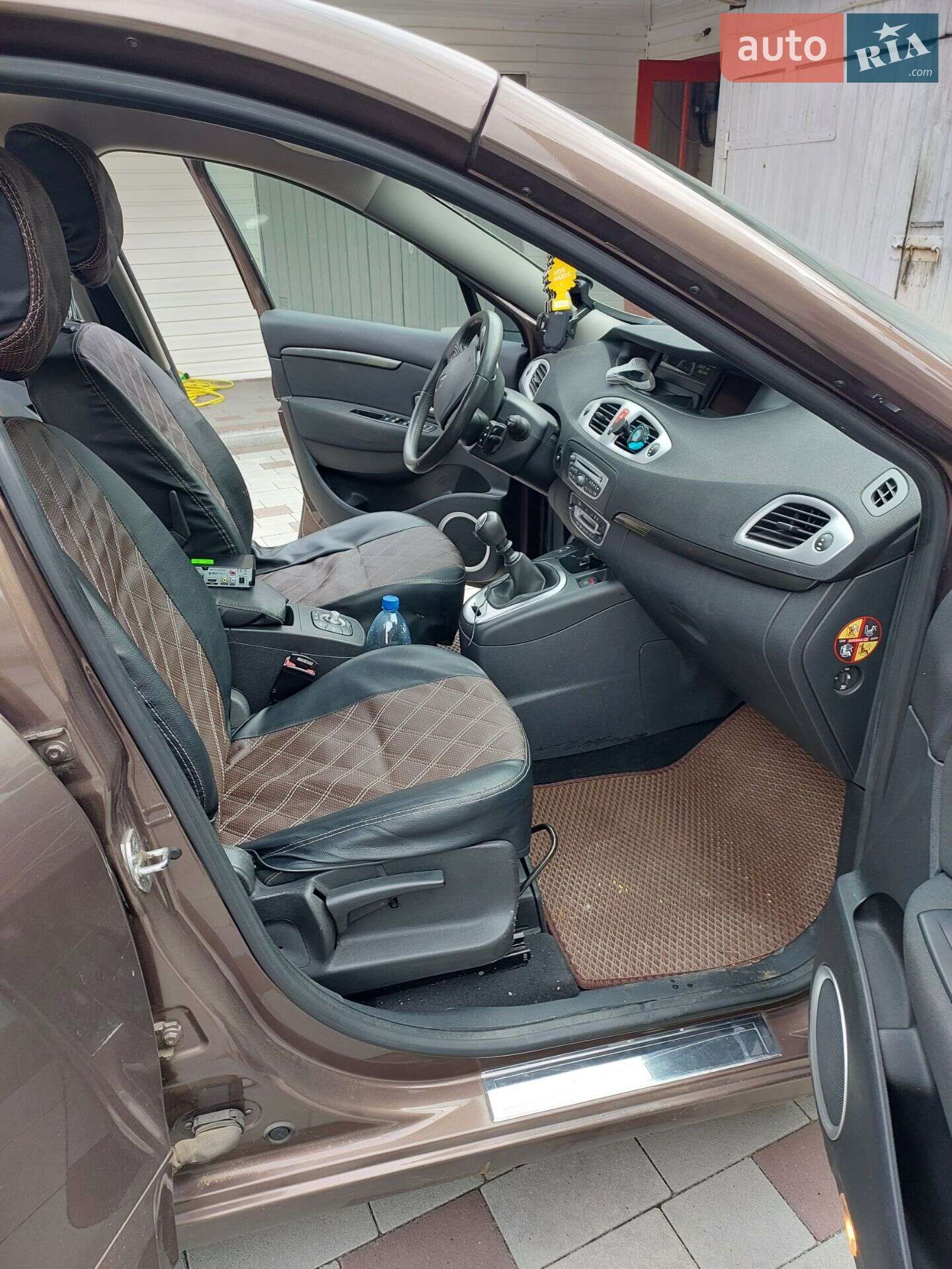 Renault Grand Scenic 2010 VIN VF1JZ1WB644197107 фото оголошення 4 з 12