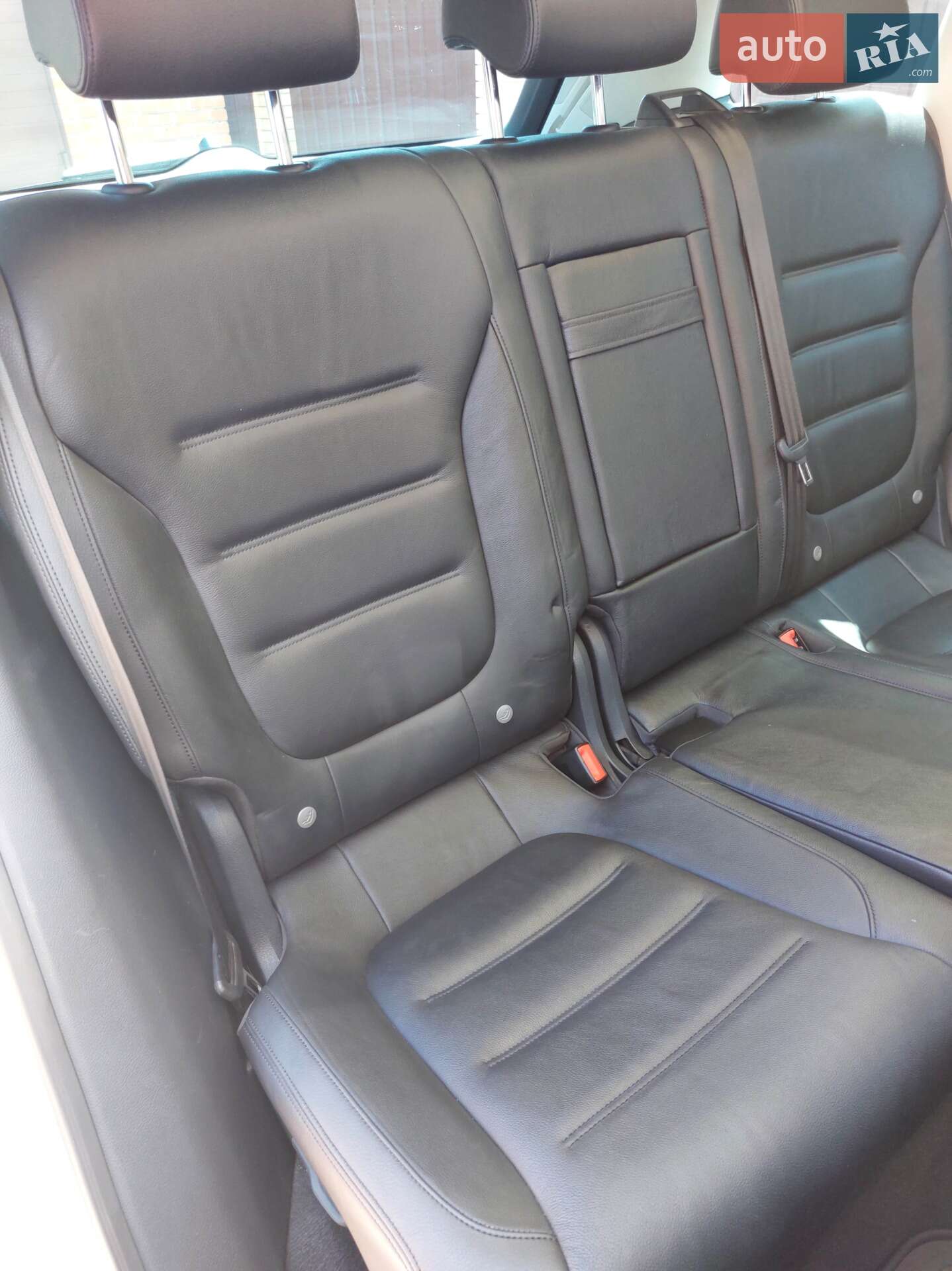Volkswagen Touareg 2015 VIN WVGEP9BP5GD004009 фото оголошення 25 з 37
