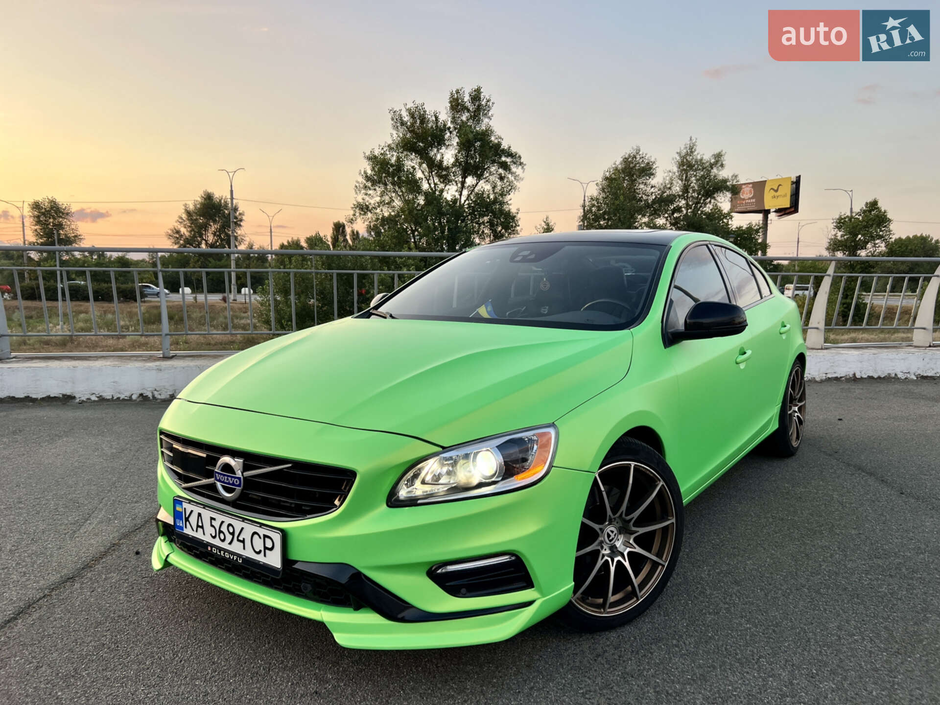 Volvo S60 2015 VIN YV149MTS8G2405401 фото оголошення 3 з 92