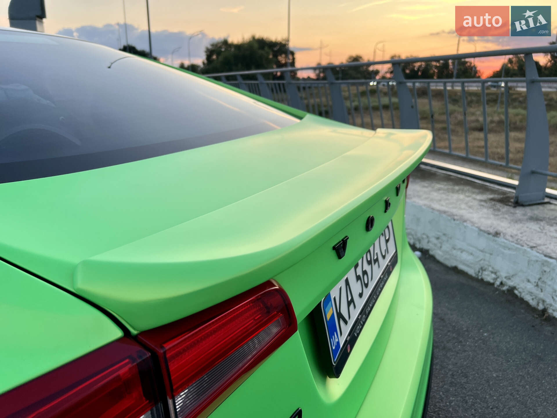 Volvo S60 2015 VIN YV149MTS8G2405401 фото оголошення 16 з 92