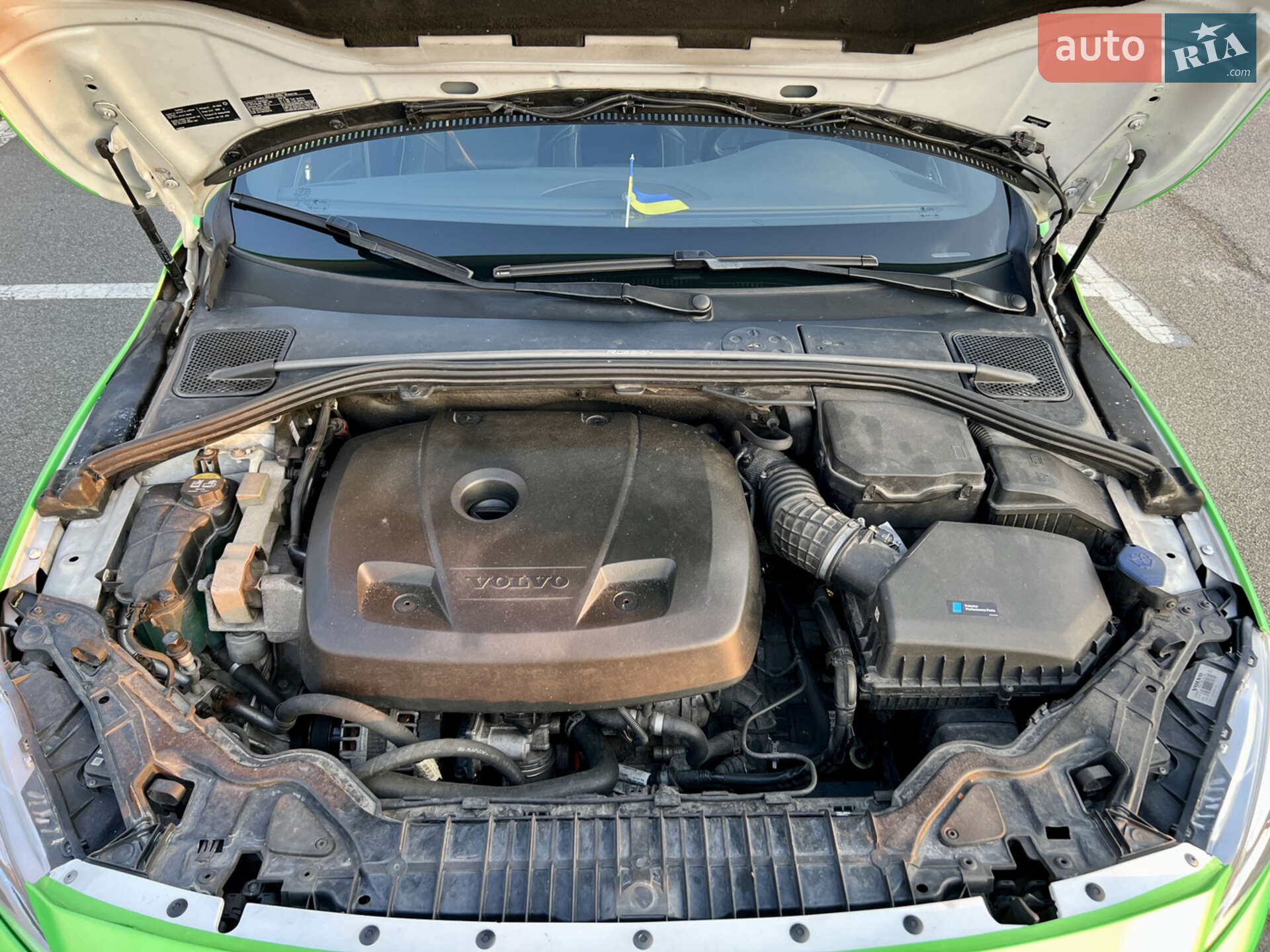 Volvo S60 2015 VIN YV149MTS8G2405401 фото оголошення 19 з 92