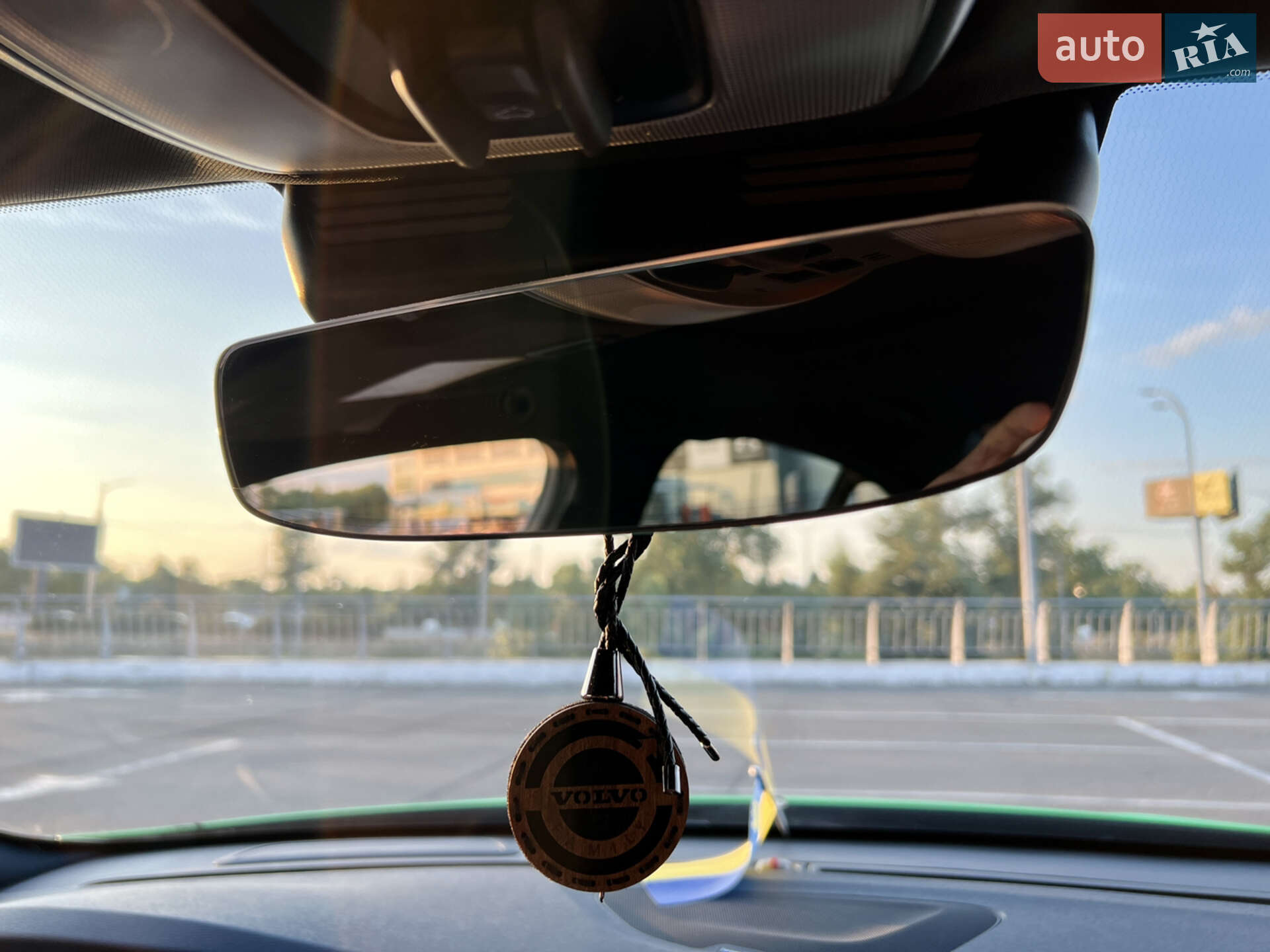 Volvo S60 2015 VIN YV149MTS8G2405401 фото оголошення 52 з 92