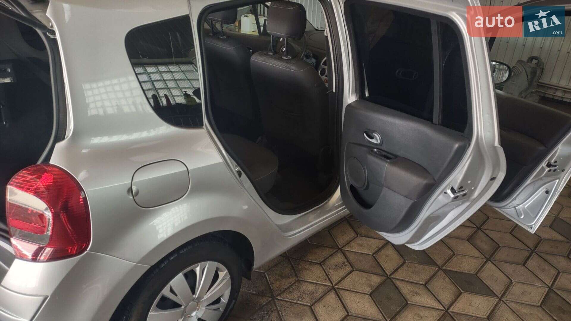 Renault Modus 2010 VIN VF1JP36FA44553679 фото оголошення 18 з 31