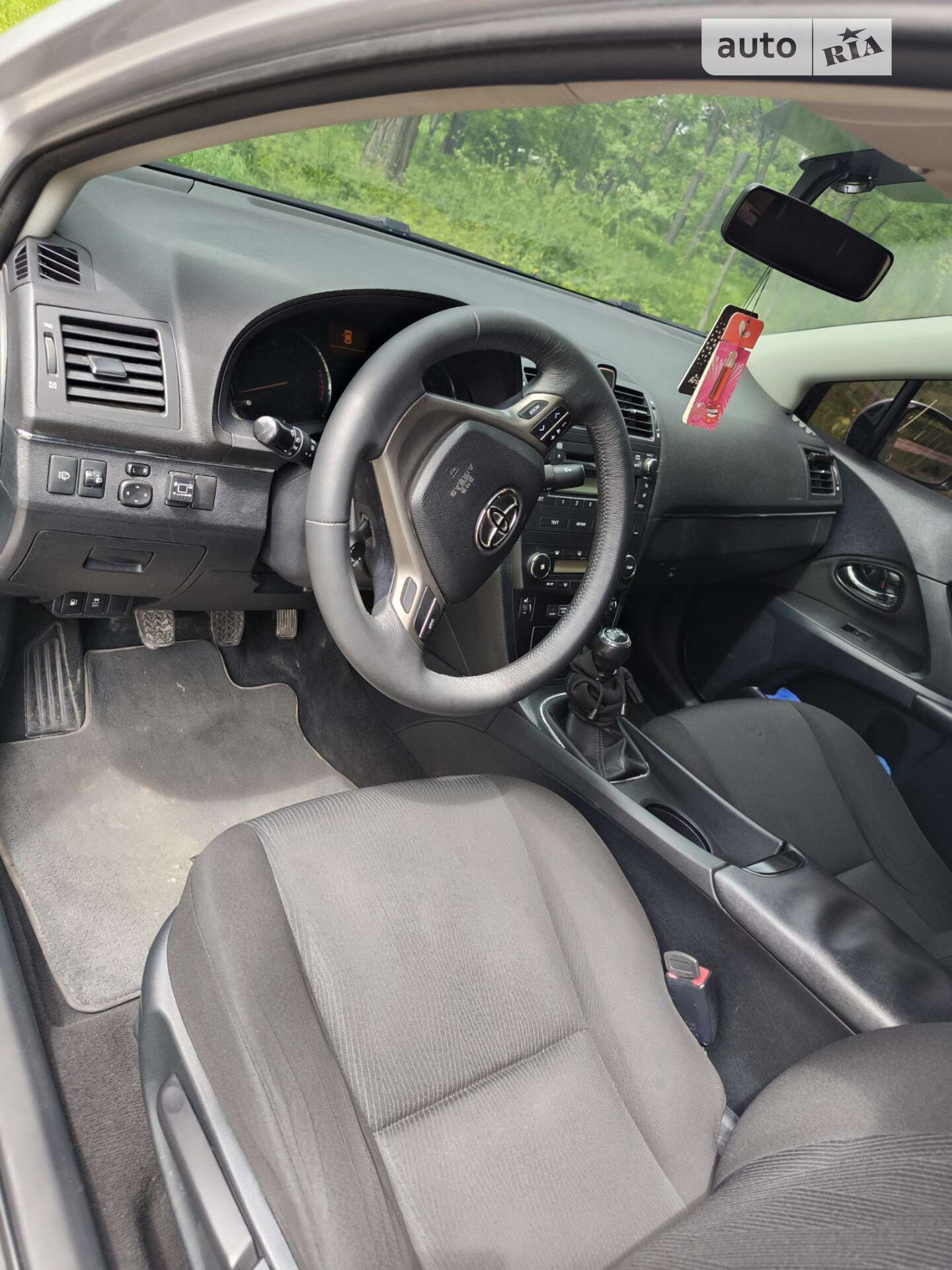 Toyota Avensis 2010 VIN SB1BE76L30E014597 фото оголошення 12 з 16