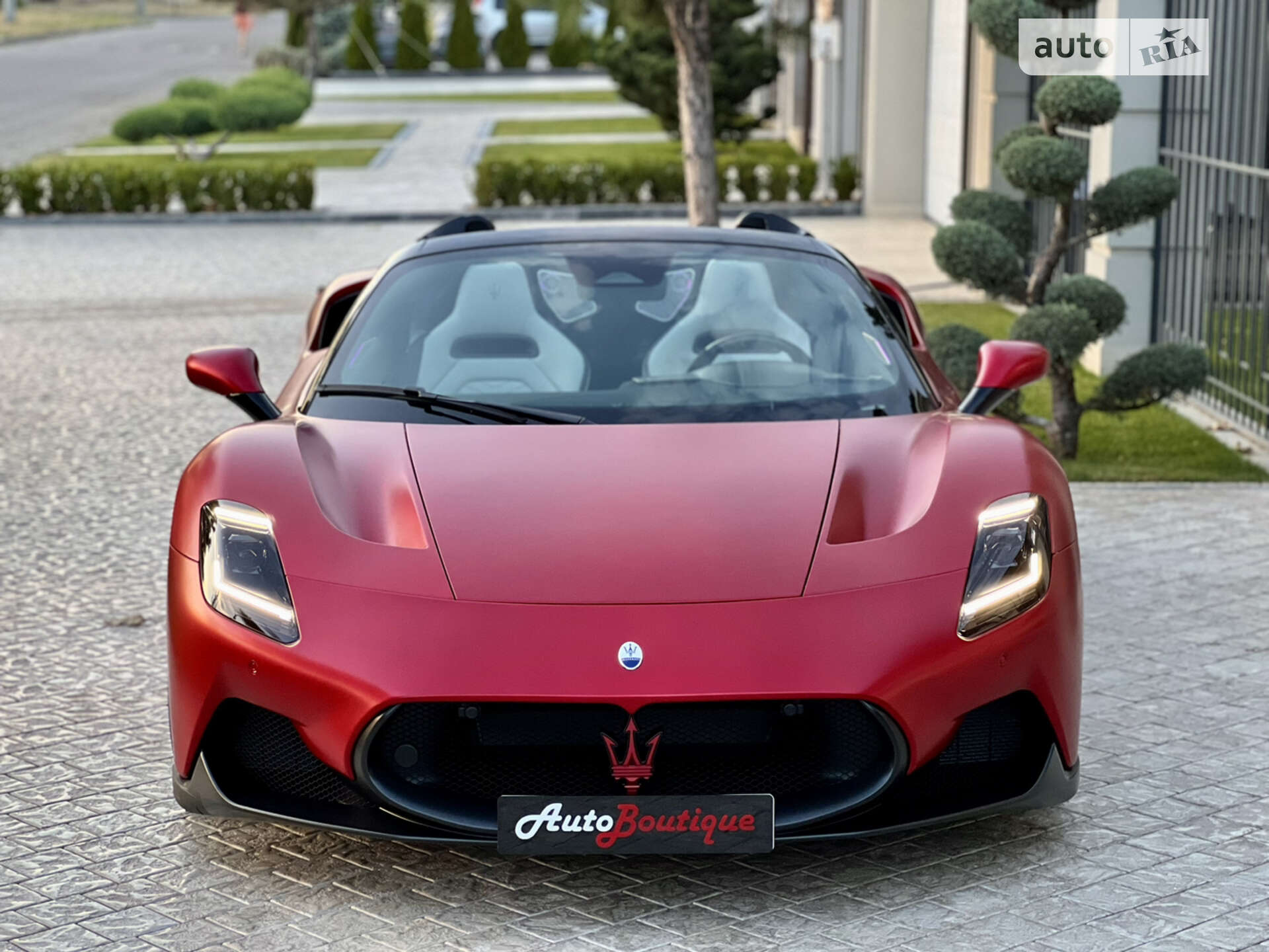 Maserati MC20 2023 VIN ZAMBMSAB0P0440460 фото оголошення 3 з 100