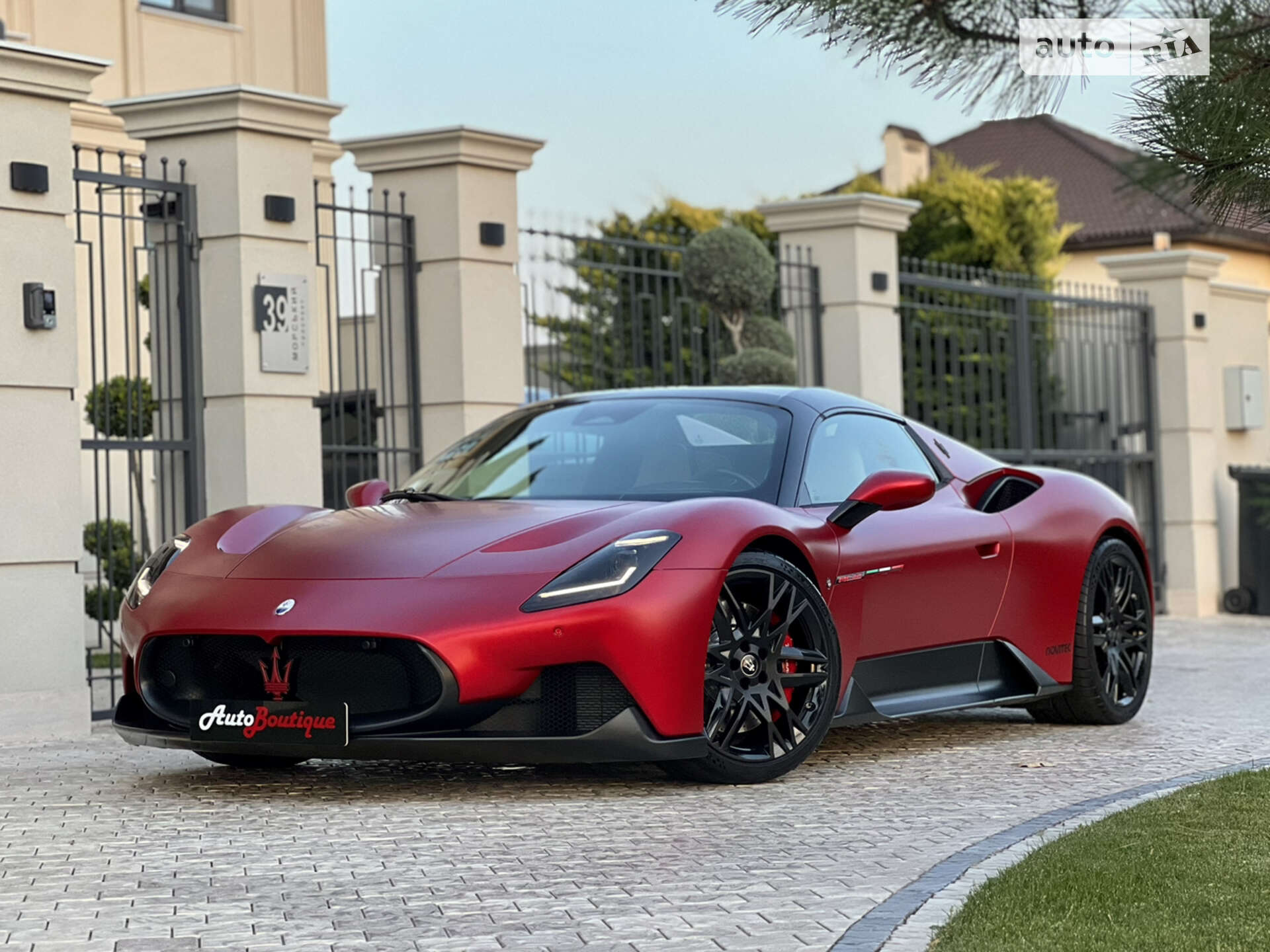 Maserati MC20 2023 VIN ZAMBMSAB0P0440460 фото оголошення 12 з 100