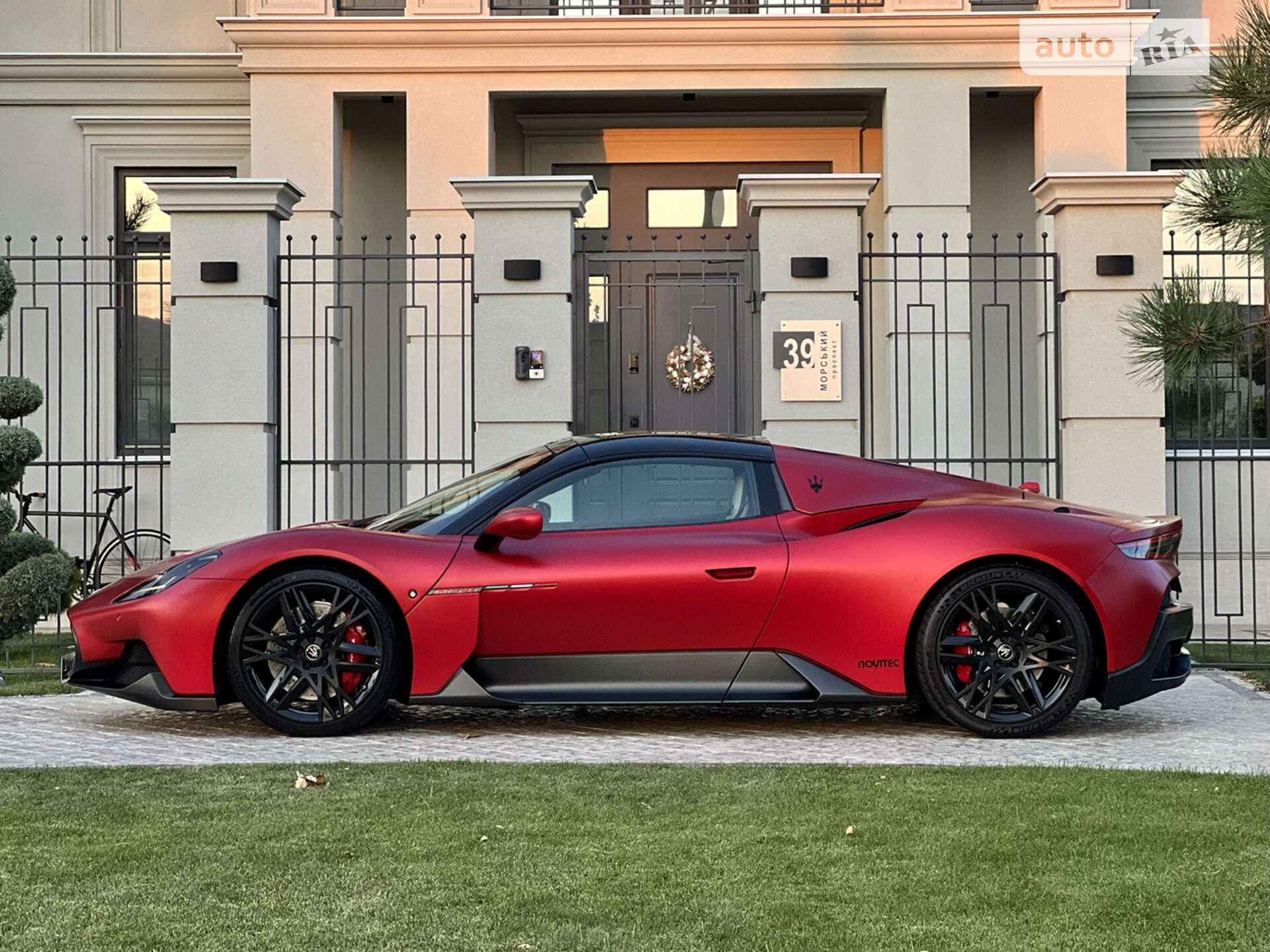 Maserati MC20 2023 VIN ZAMBMSAB0P0440460 фото оголошення 13 з 100