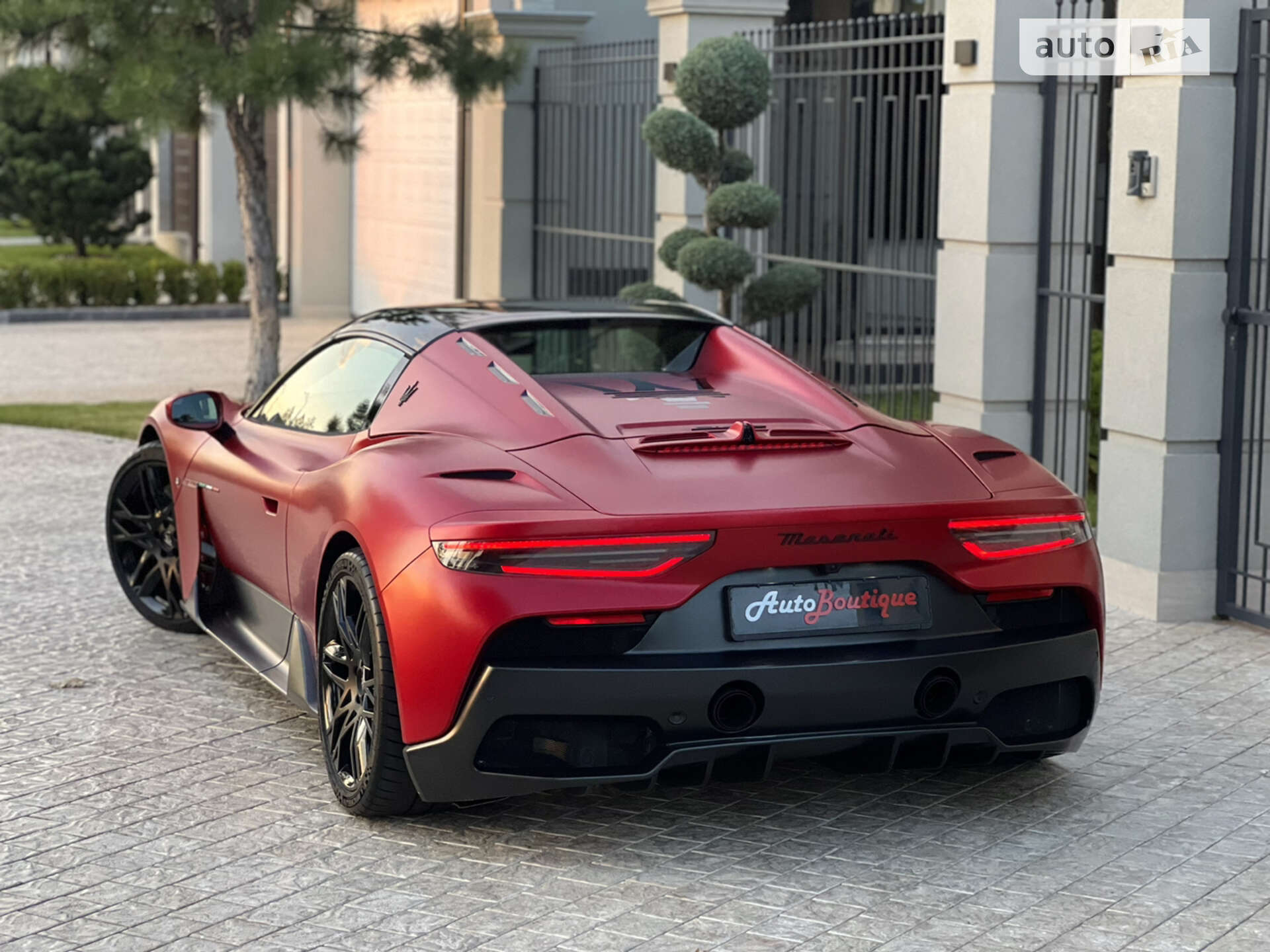 Maserati MC20 2023 VIN ZAMBMSAB0P0440460 фото оголошення 20 з 100