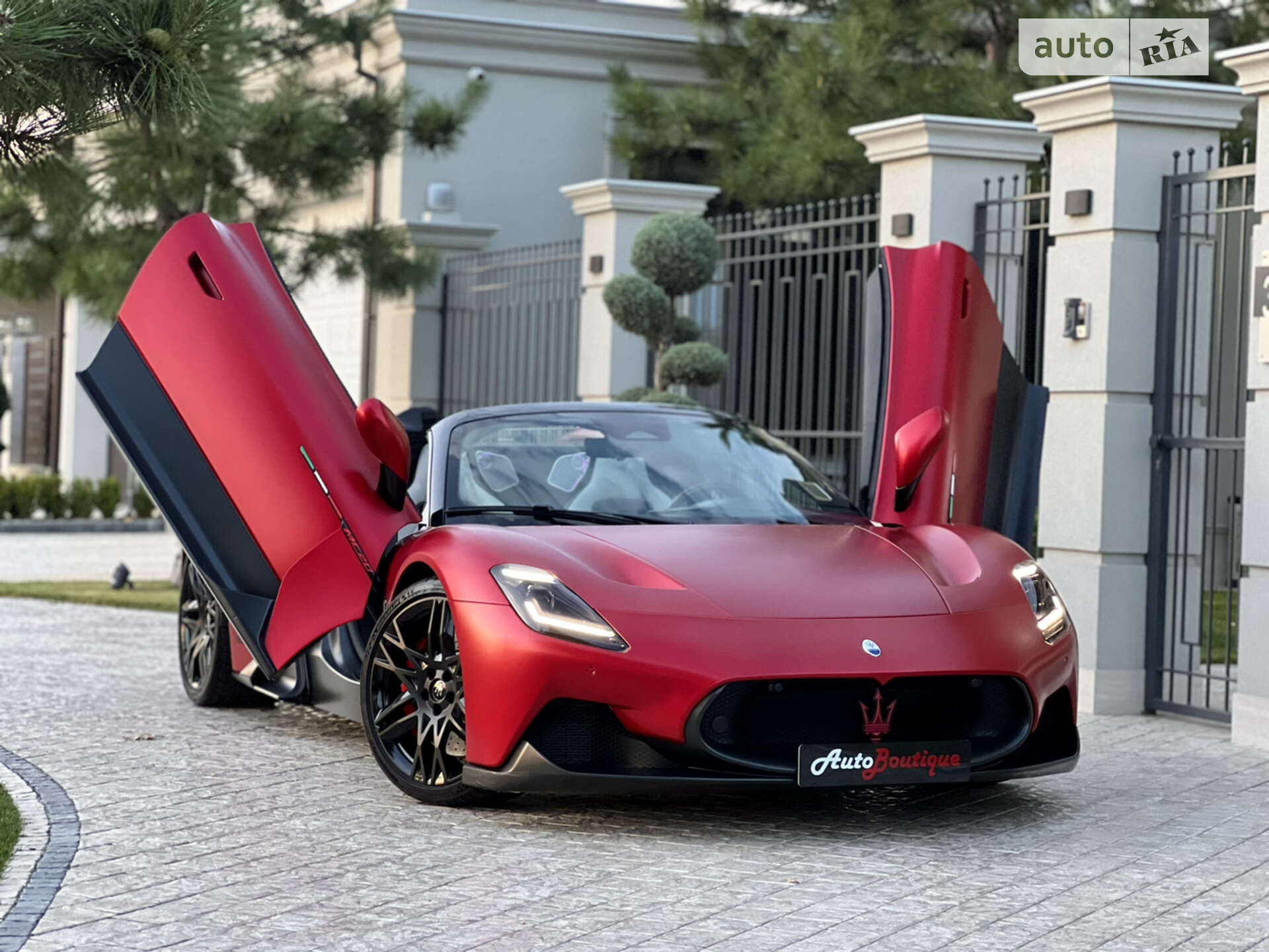Maserati MC20 2023 VIN ZAMBMSAB0P0440460 фото оголошення 35 з 100