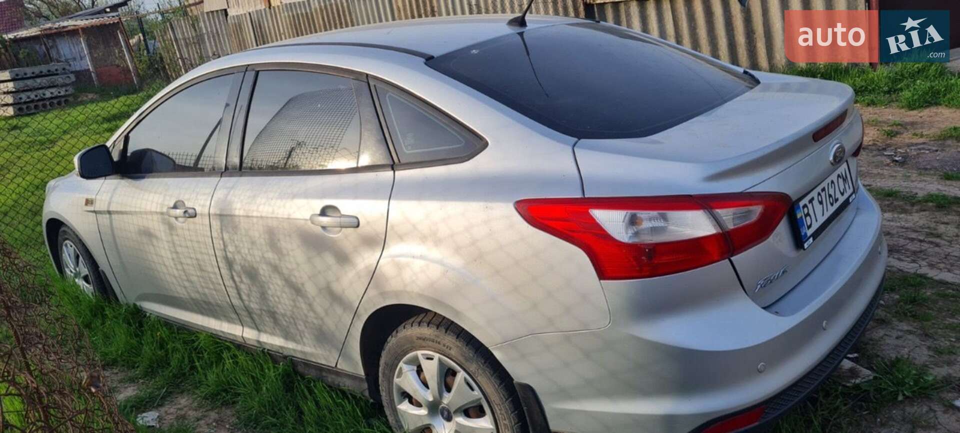 Ford Focus 2013 VIN WF0MXXGCBMDG41348 фото оголошення 2 з 9
