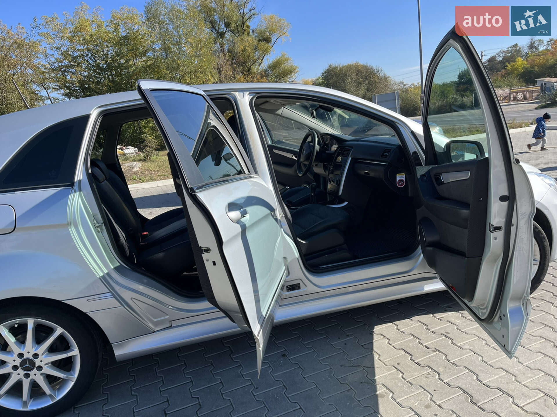 Mercedes-Benz B-Class 2010 VIN WDD2452071J648438 фото оголошення 6 з 15