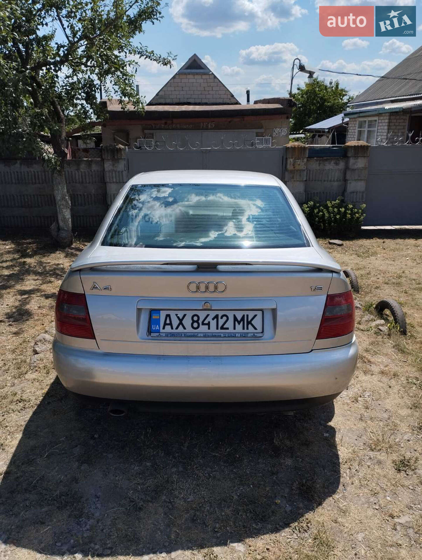Audi A4 1995 VIN WAUZZZ8DZSA032332 фото оголошення 4 з 21