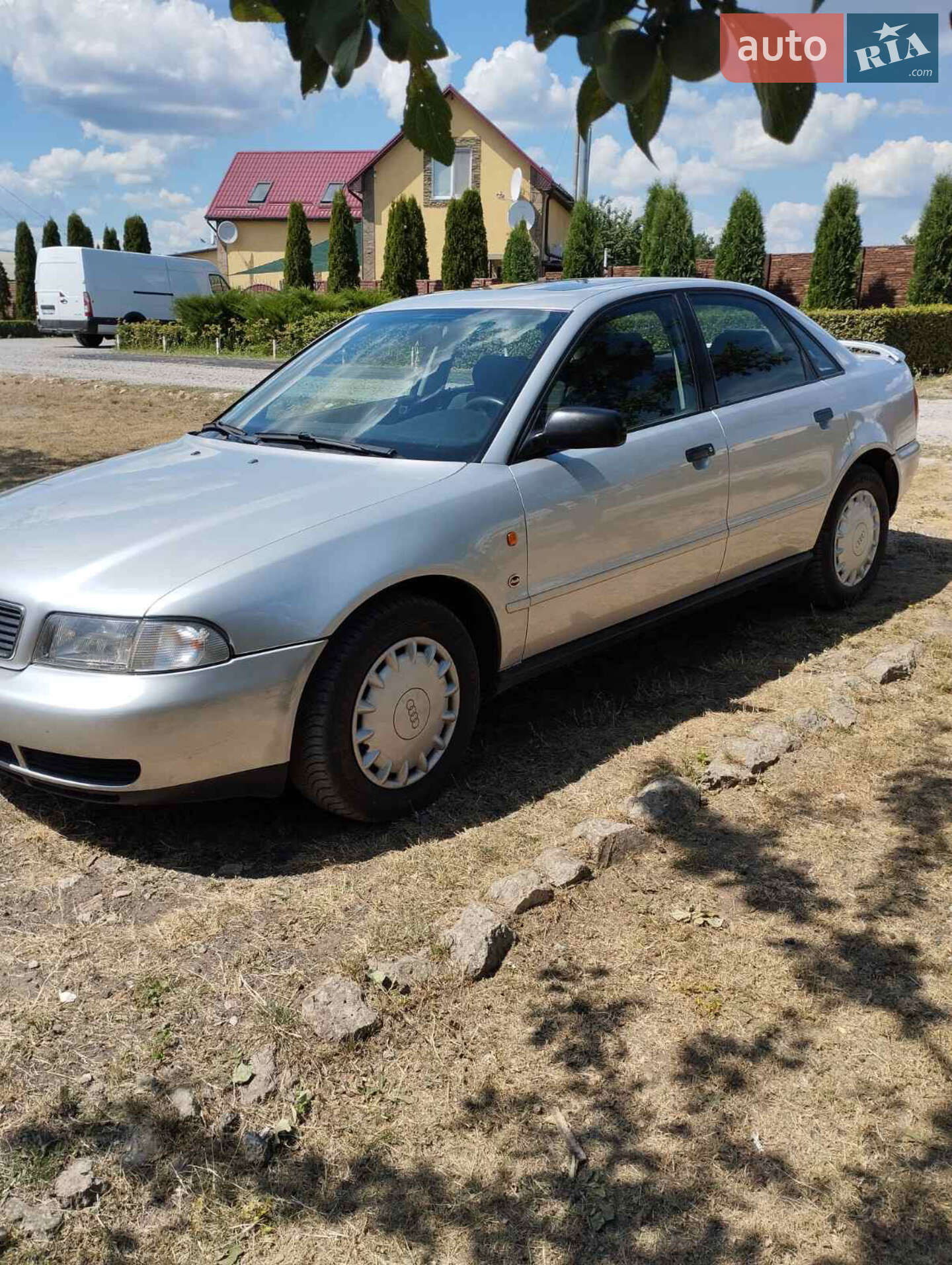 Audi A4 1995 VIN WAUZZZ8DZSA032332 фото оголошення 3 з 21