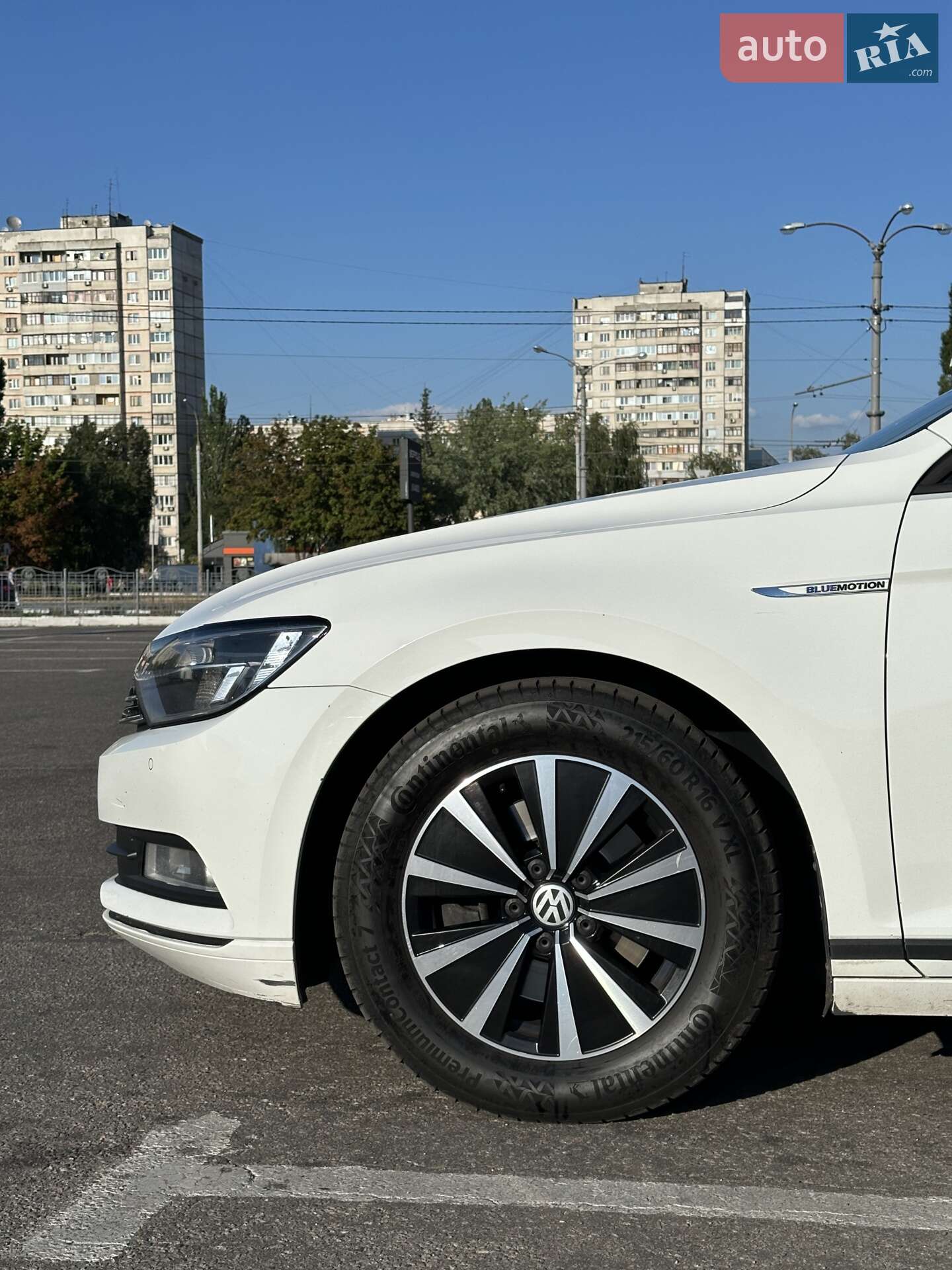 Volkswagen Passat 2017 VIN WVWZZZ3CZHE137009 фото оголошення 3 з 19